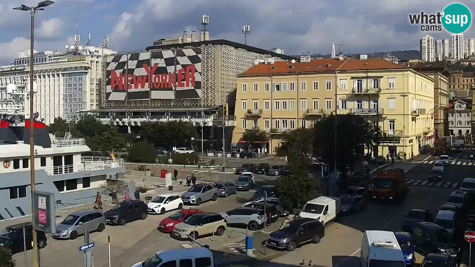 Riva in Marina v Reki – Spletna kamera v živo Hrvaška