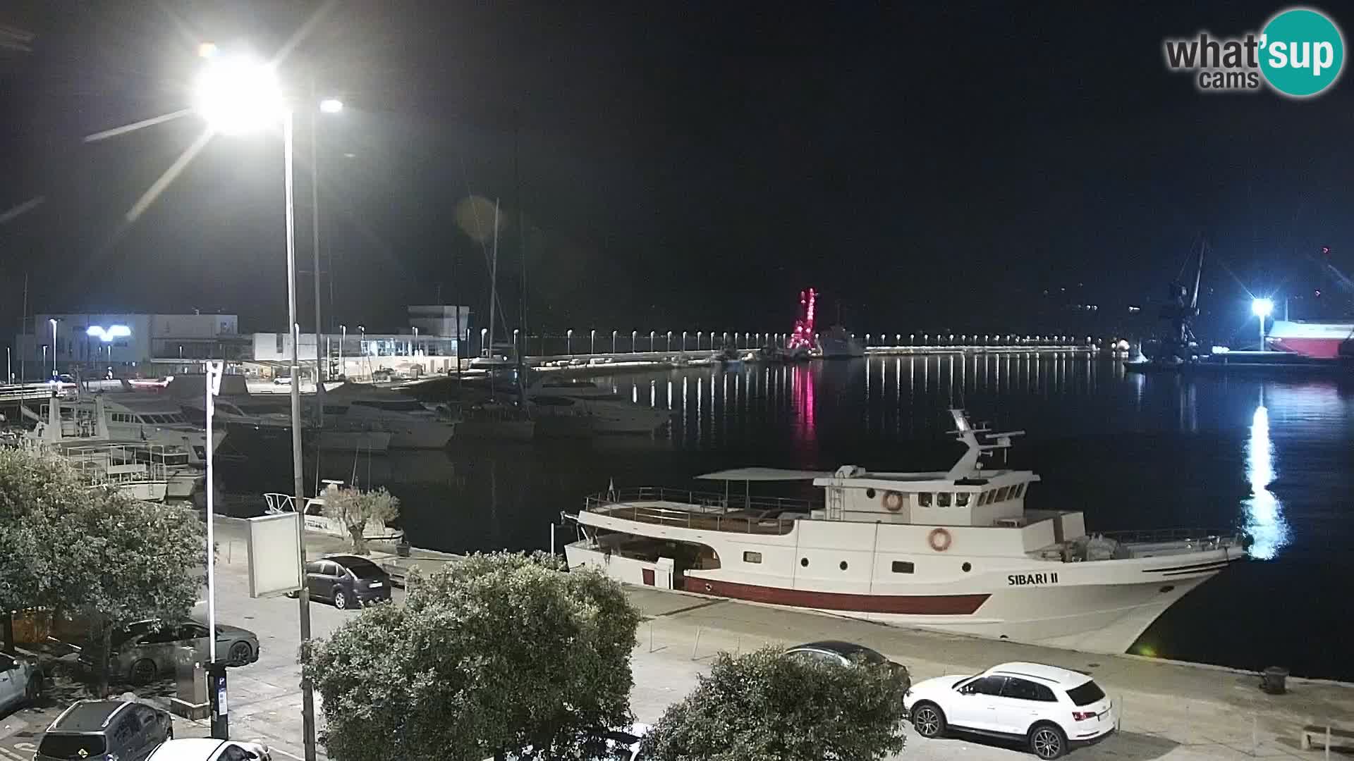 Riva in Marina v Reki – Spletna kamera v živo Hrvaška