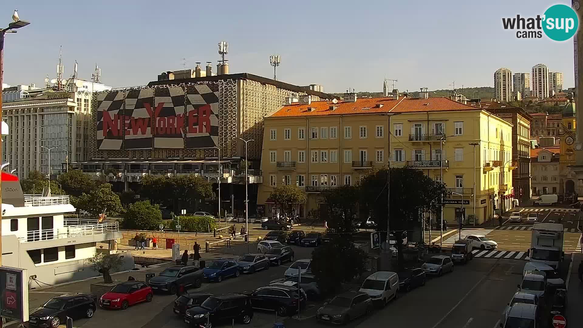 La Riva y Marina en Rijeka – Webcam en vivo Croacia