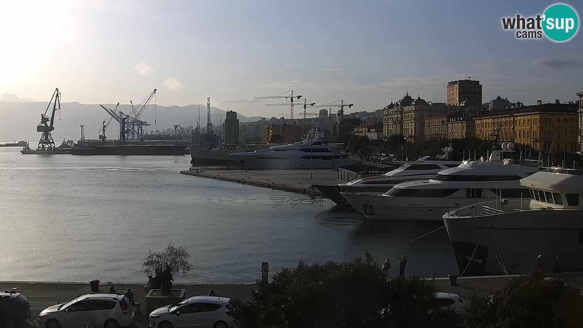 La Riva y Marina en Rijeka – Webcam en vivo Croacia