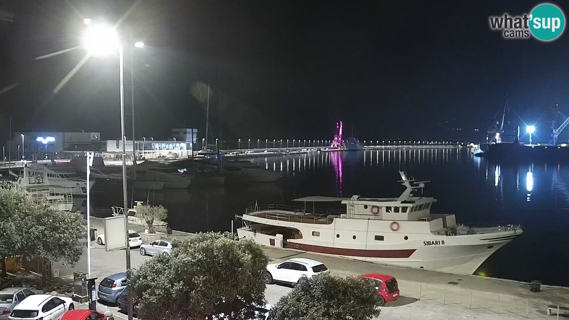 Riva in Marina v Reki – Spletna kamera v živo Hrvaška