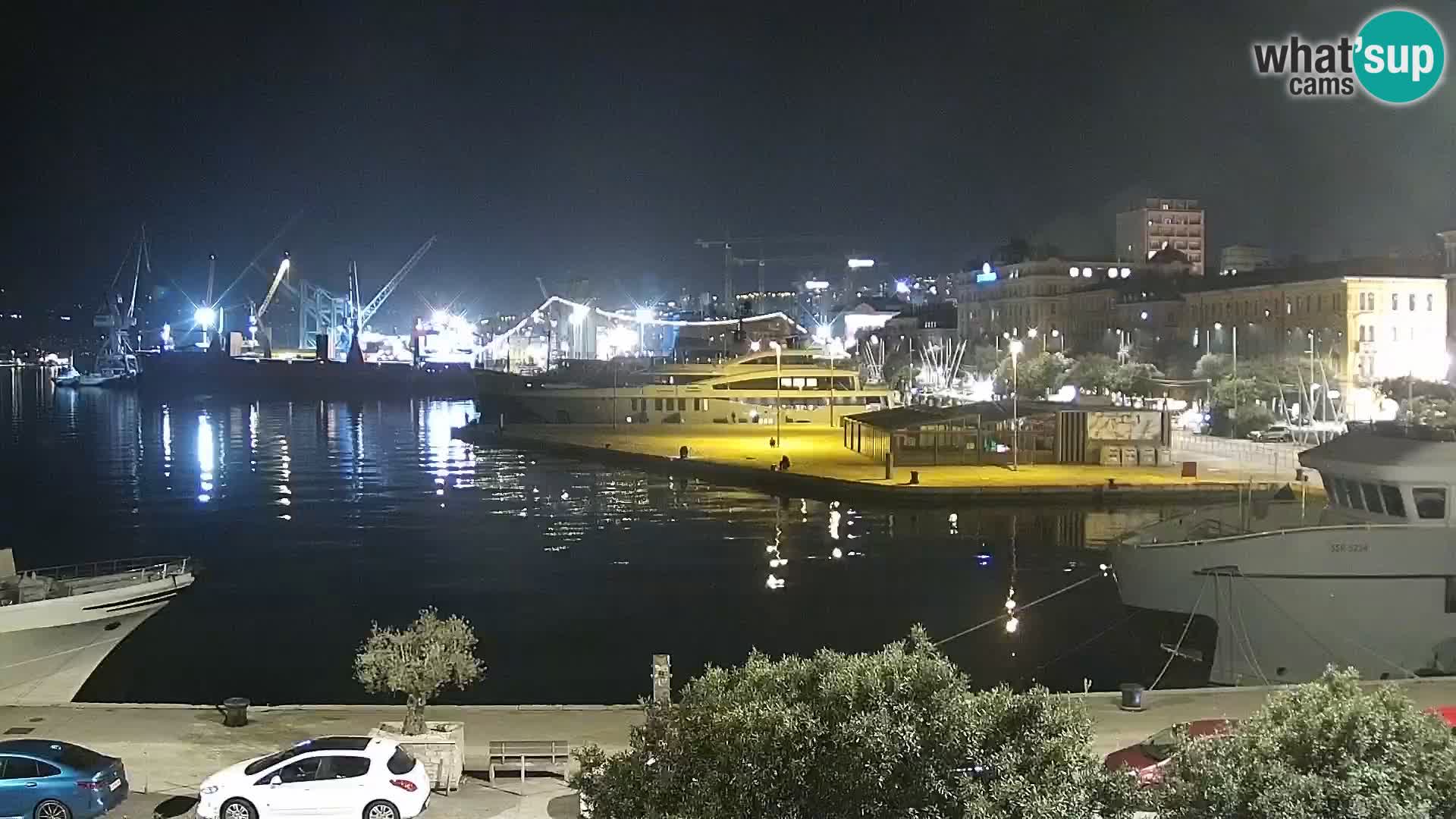 Riva i Marina u Rijeci – Web kamera uživo u Hrvatskoj