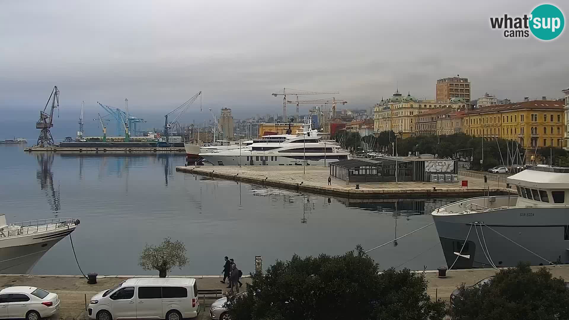 La Riva y Marina en Rijeka – Webcam en vivo Croacia