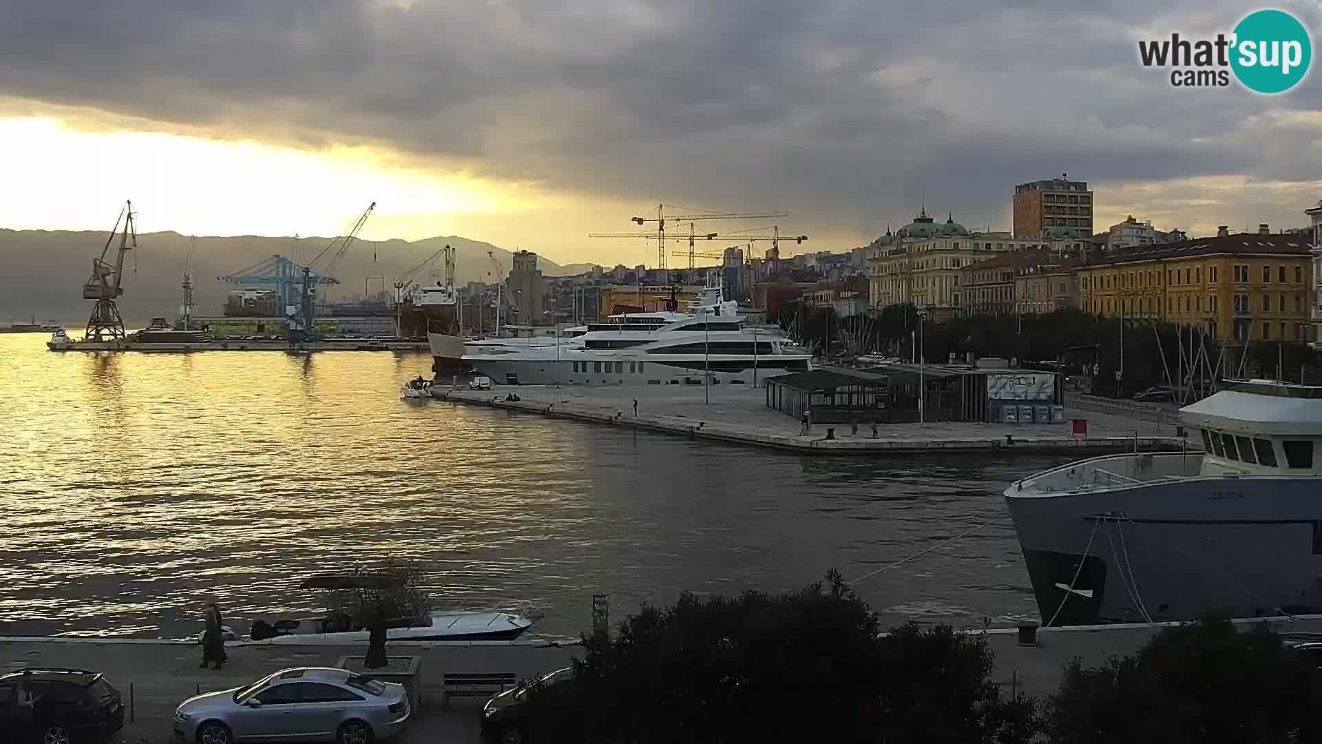 La Riva et Marina à Rijeka – Live Webcam Croatie