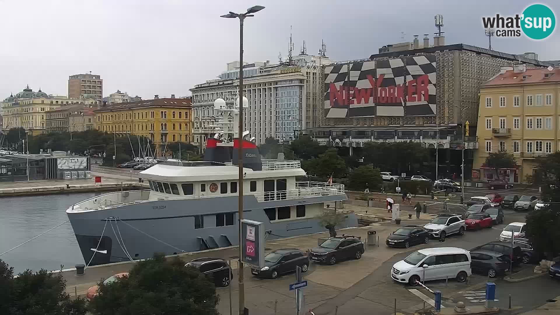 Riva i Marina u Rijeci – Web kamera uživo u Hrvatskoj