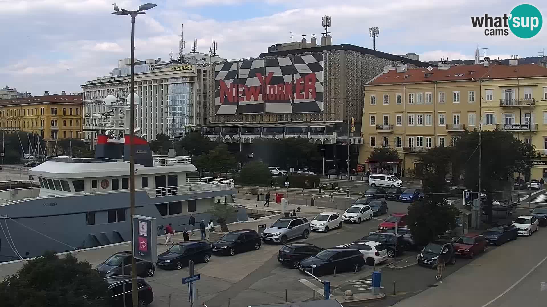 Riva i Marina u Rijeci – Web kamera uživo u Hrvatskoj