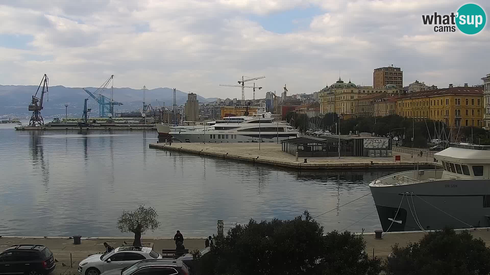 La Riva et Marina à Rijeka – Live Webcam Croatie