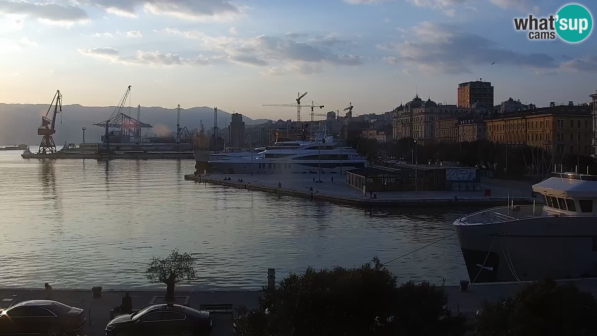La Riva et Marina à Rijeka – Live Webcam Croatie