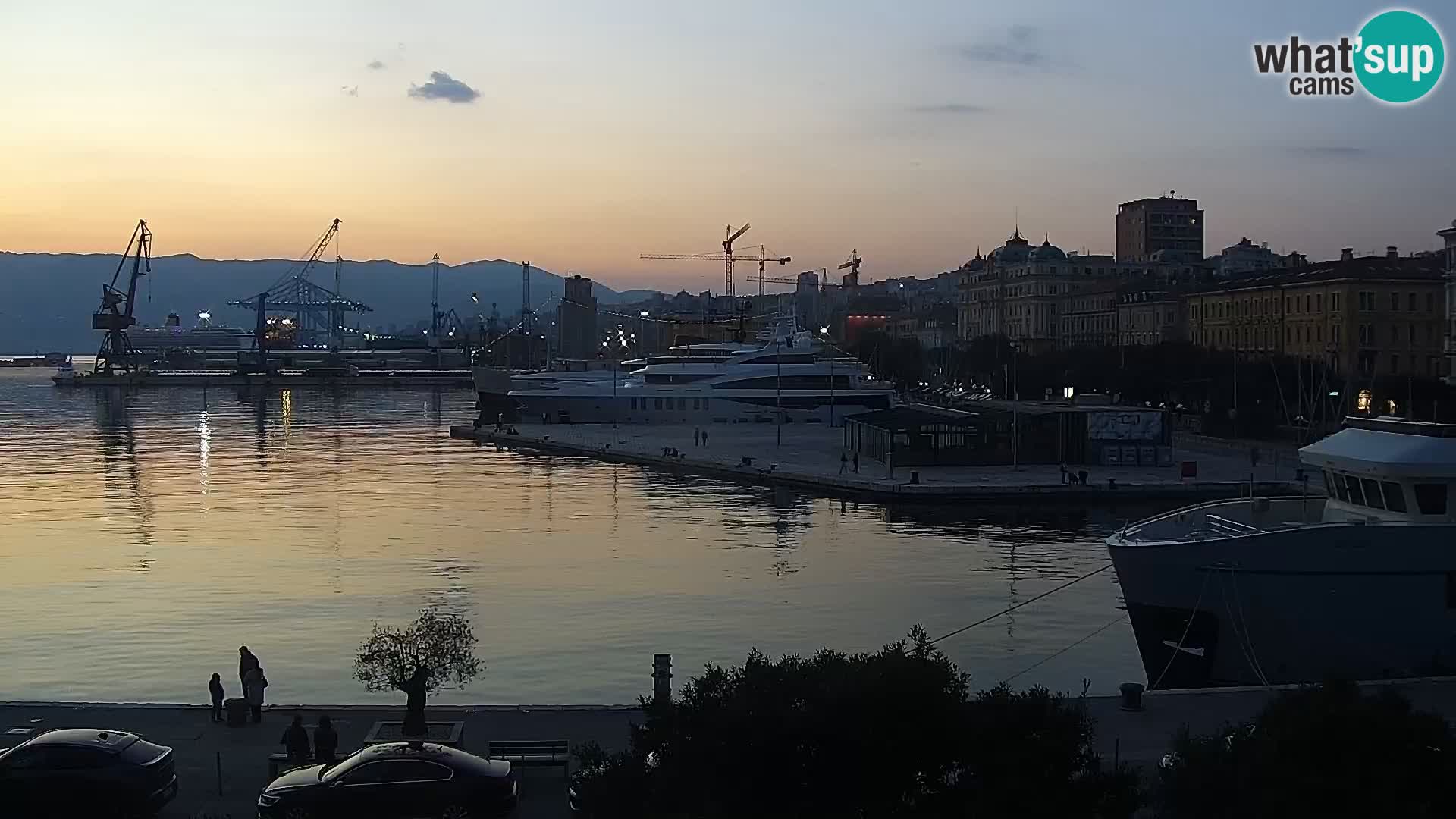 La Riva et Marina à Rijeka – Live Webcam Croatie