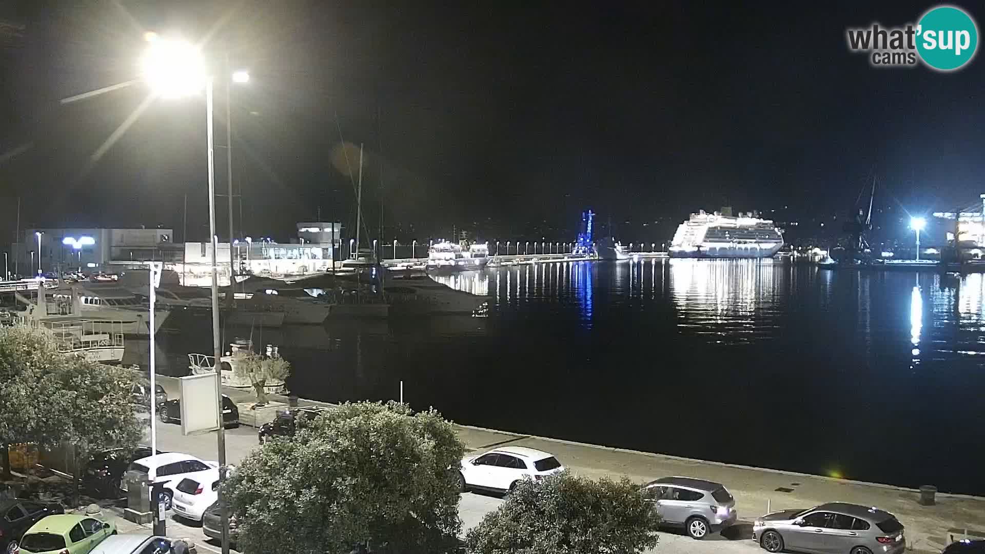 Riva in Marina v Reki – Spletna kamera v živo Hrvaška