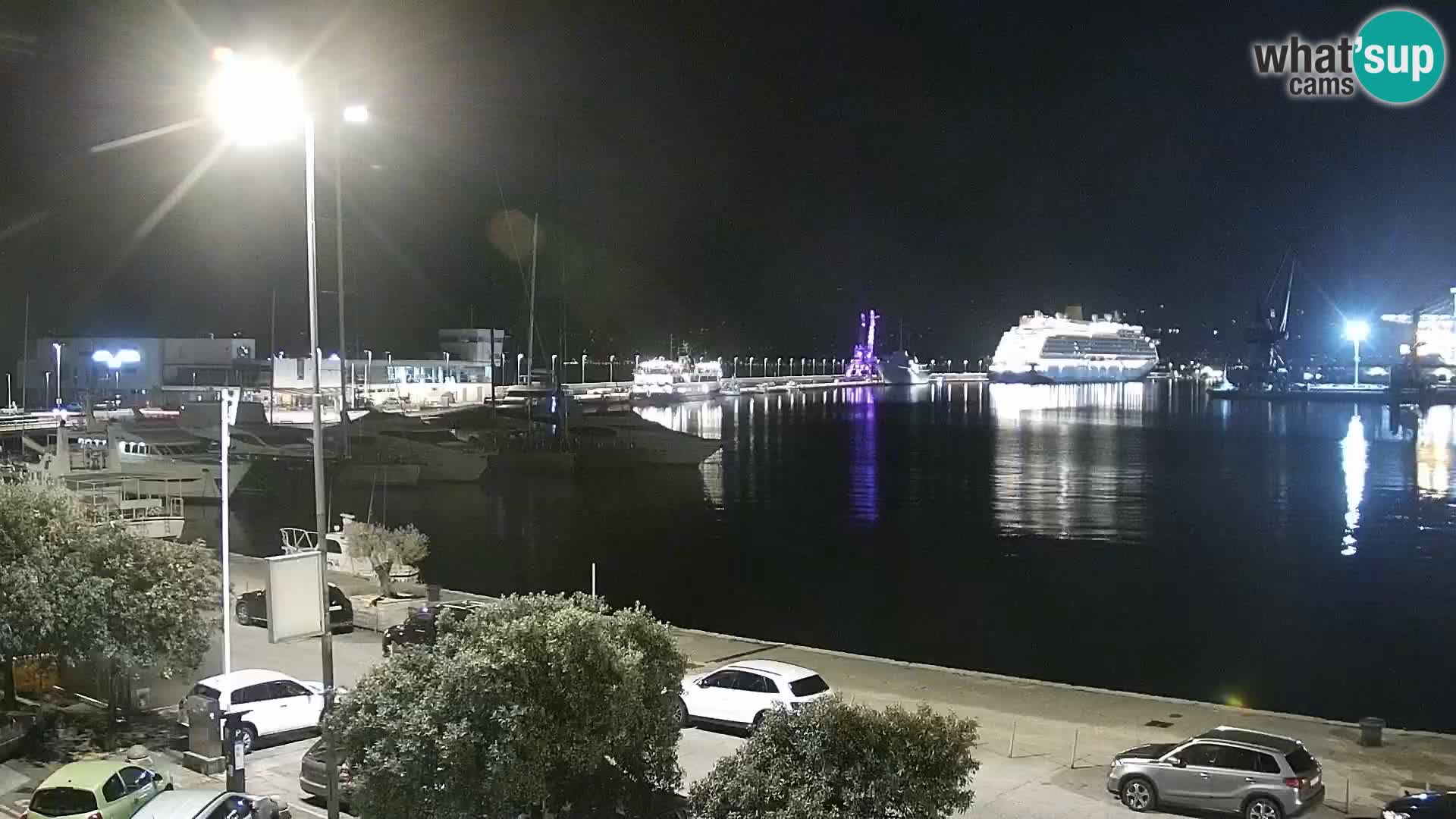 Riva in Marina v Reki – Spletna kamera v živo Hrvaška