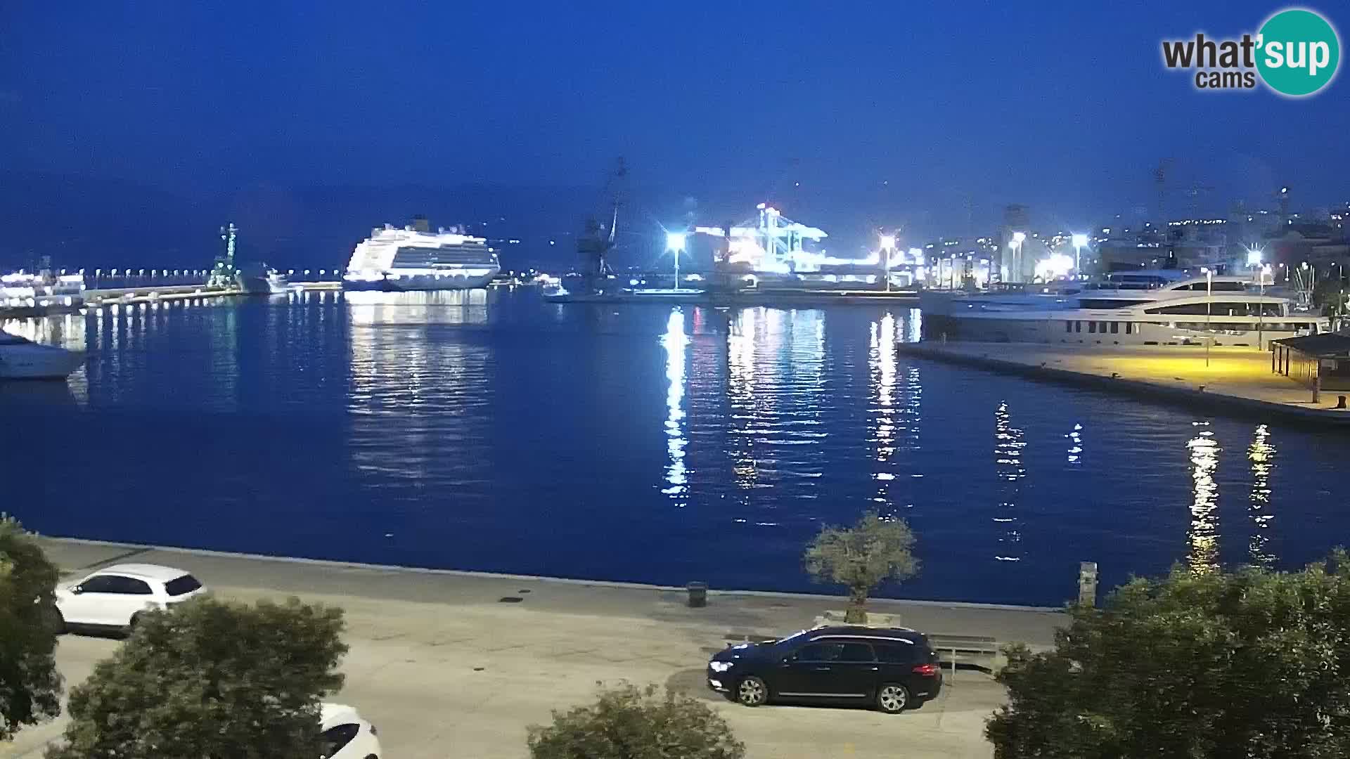Riva i Marina u Rijeci – Web kamera uživo u Hrvatskoj