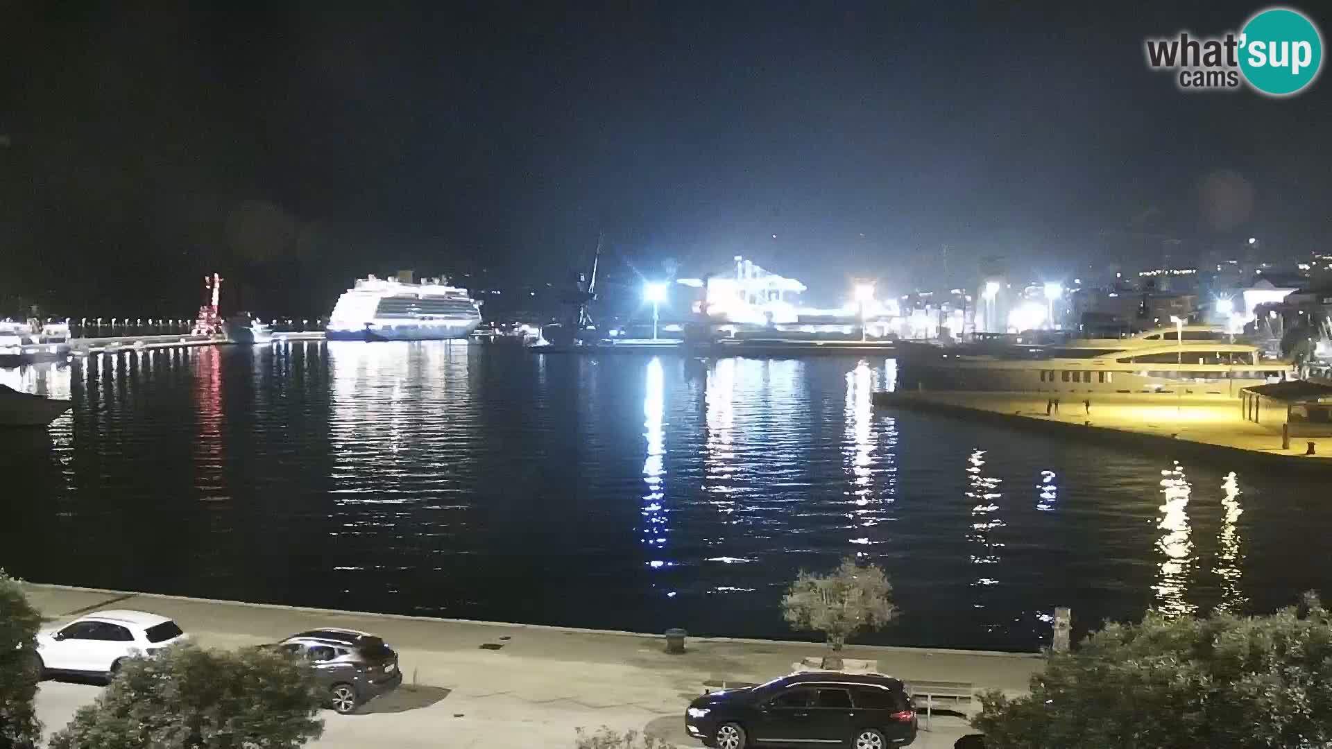 Riva in Marina v Reki – Spletna kamera v živo Hrvaška