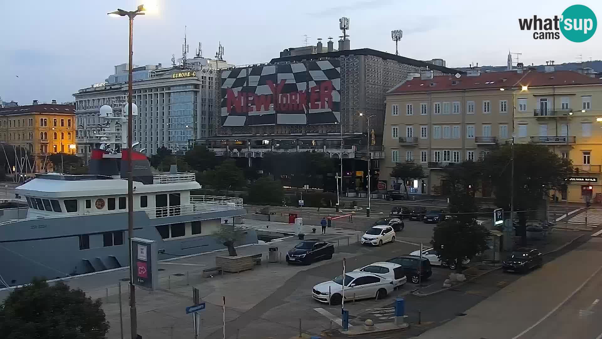 La Riva y Marina en Rijeka – Webcam en vivo Croacia