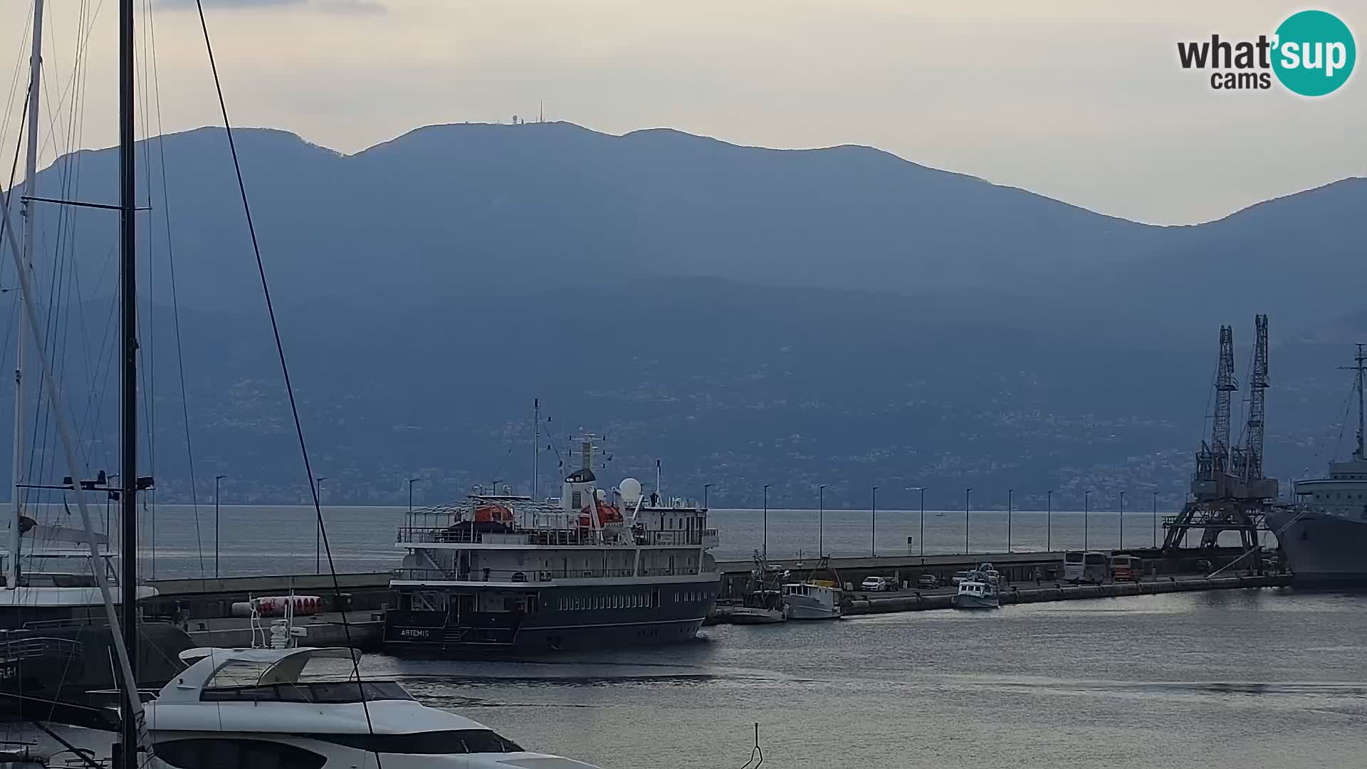 La Riva et Marina à Rijeka – Live Webcam Croatie