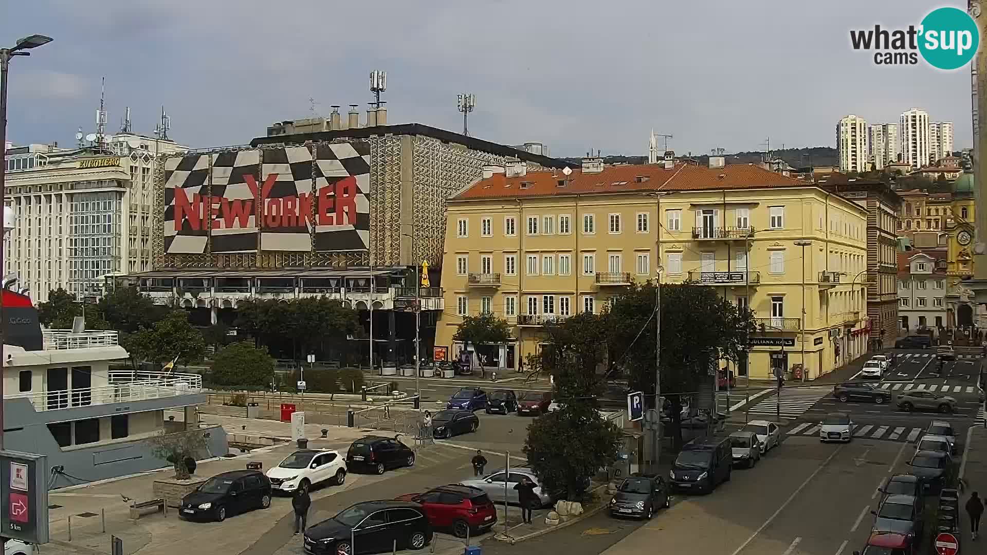 Riva i Marina u Rijeci – Web kamera uživo u Hrvatskoj