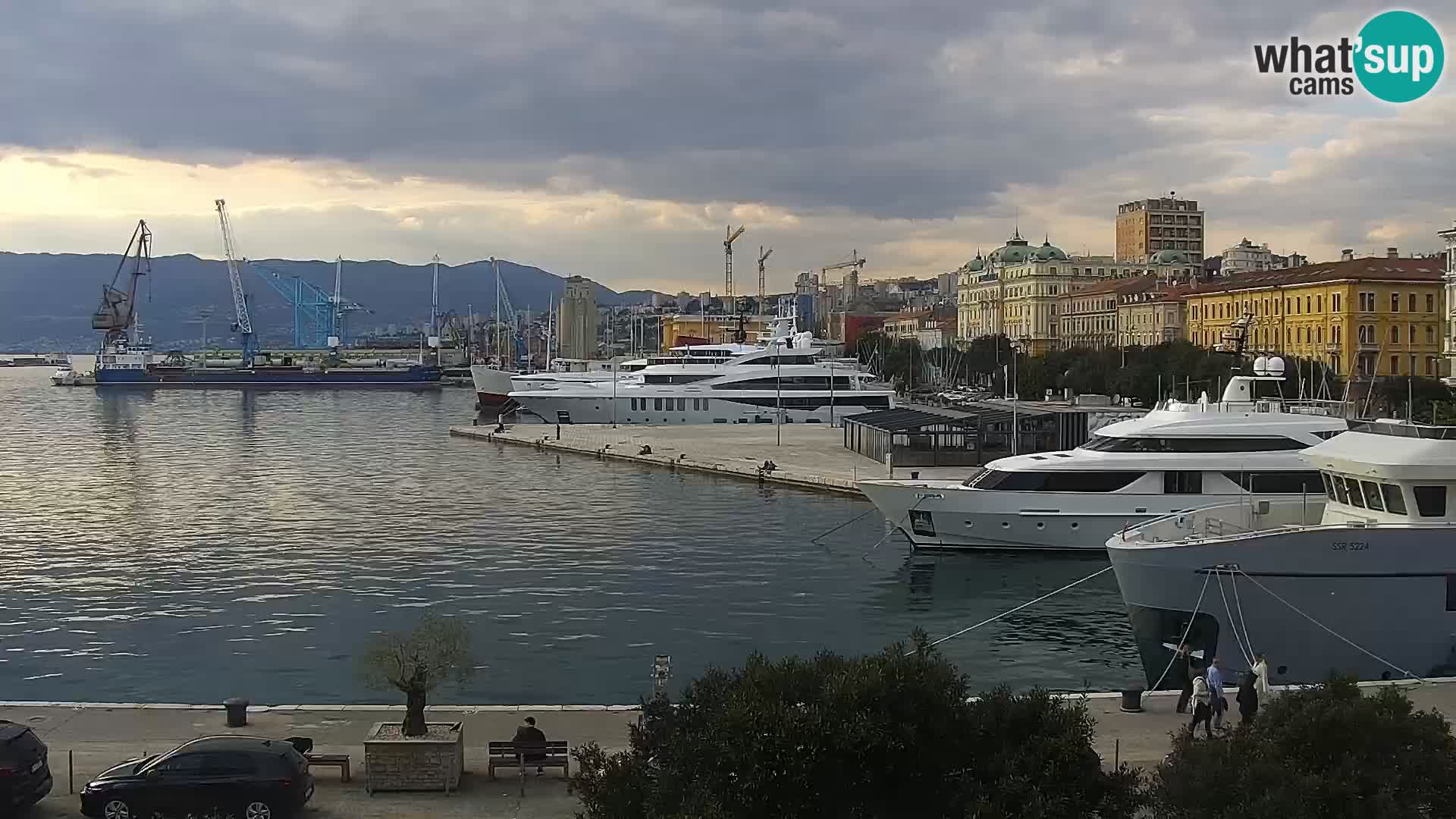 Die Riva und Marina in Rijeka – Live Webcam Kroatien