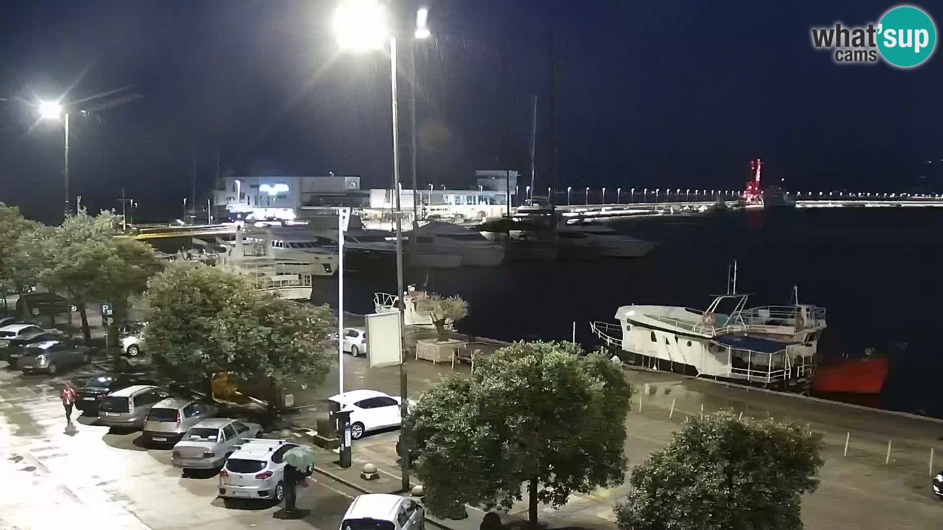 Riva in Marina v Reki – Spletna kamera v živo Hrvaška