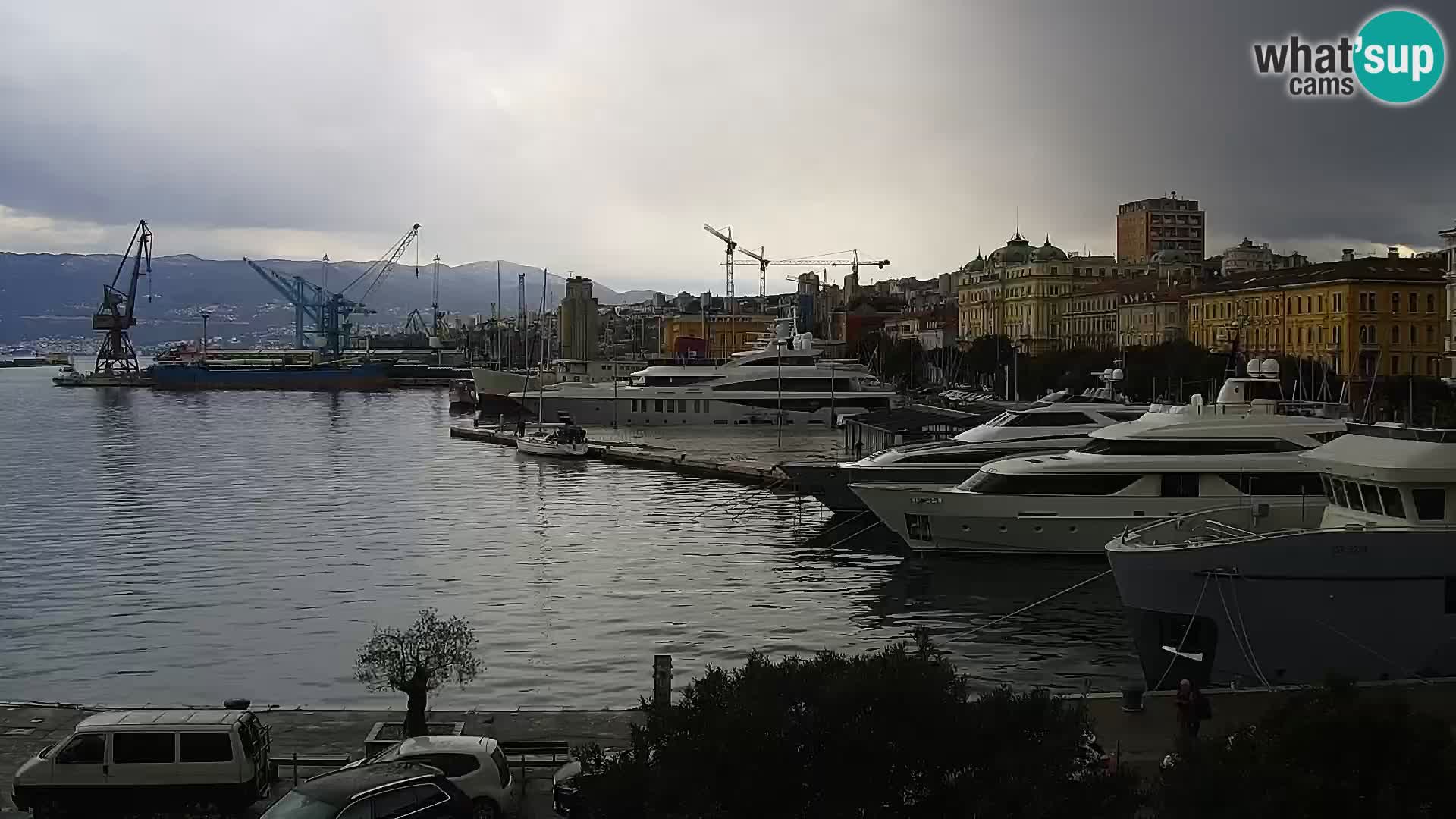 La Riva et Marina à Rijeka – Live Webcam Croatie