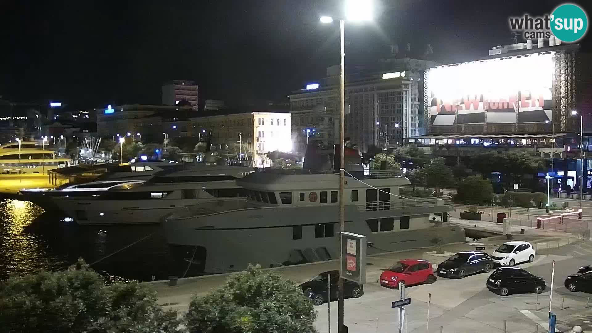 Riva in Marina v Reki – Spletna kamera v živo Hrvaška