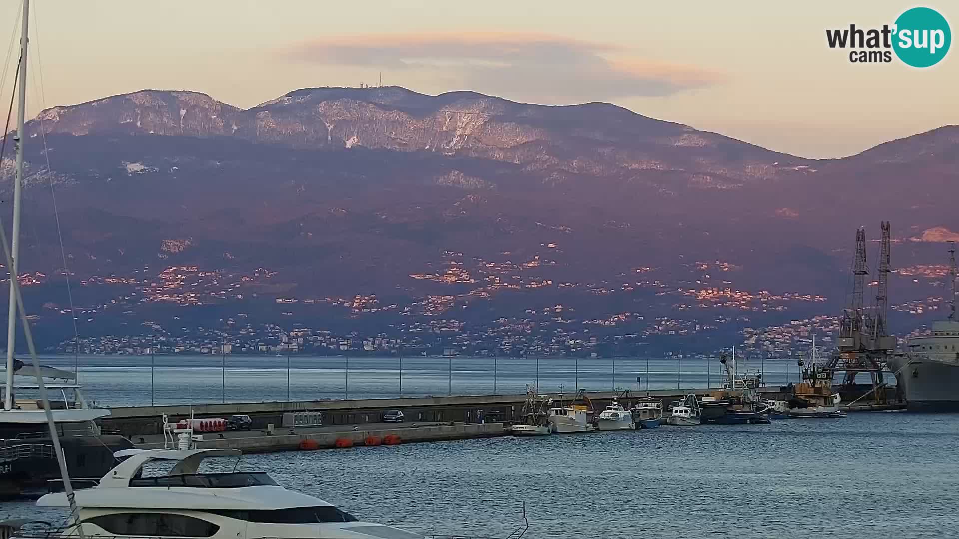 Die Riva und Marina in Rijeka – Live Webcam Kroatien
