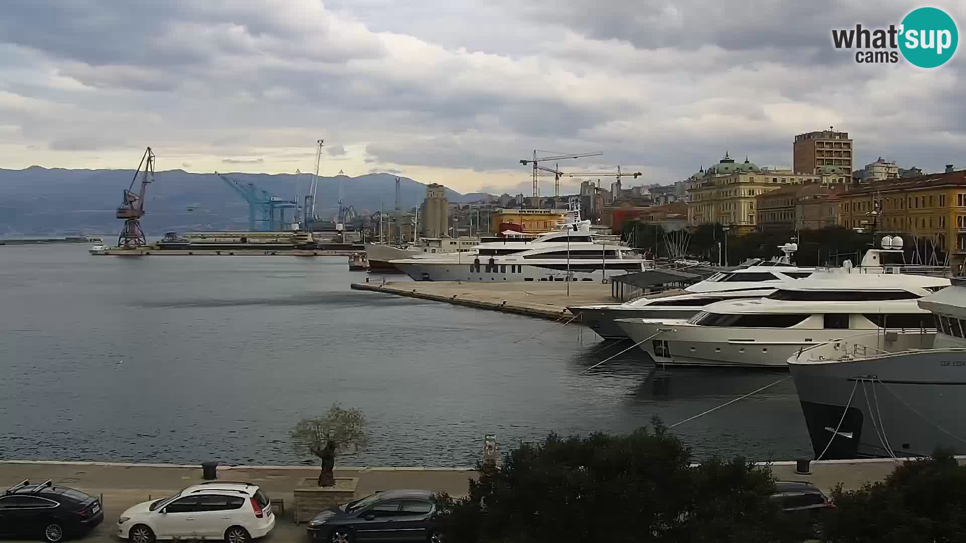 La Riva et Marina à Rijeka – Live Webcam Croatie