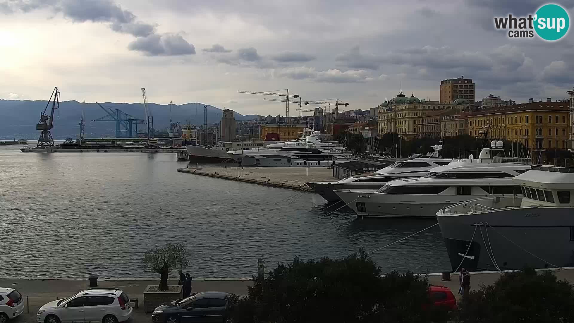 Die Riva und Marina in Rijeka – Live Webcam Kroatien