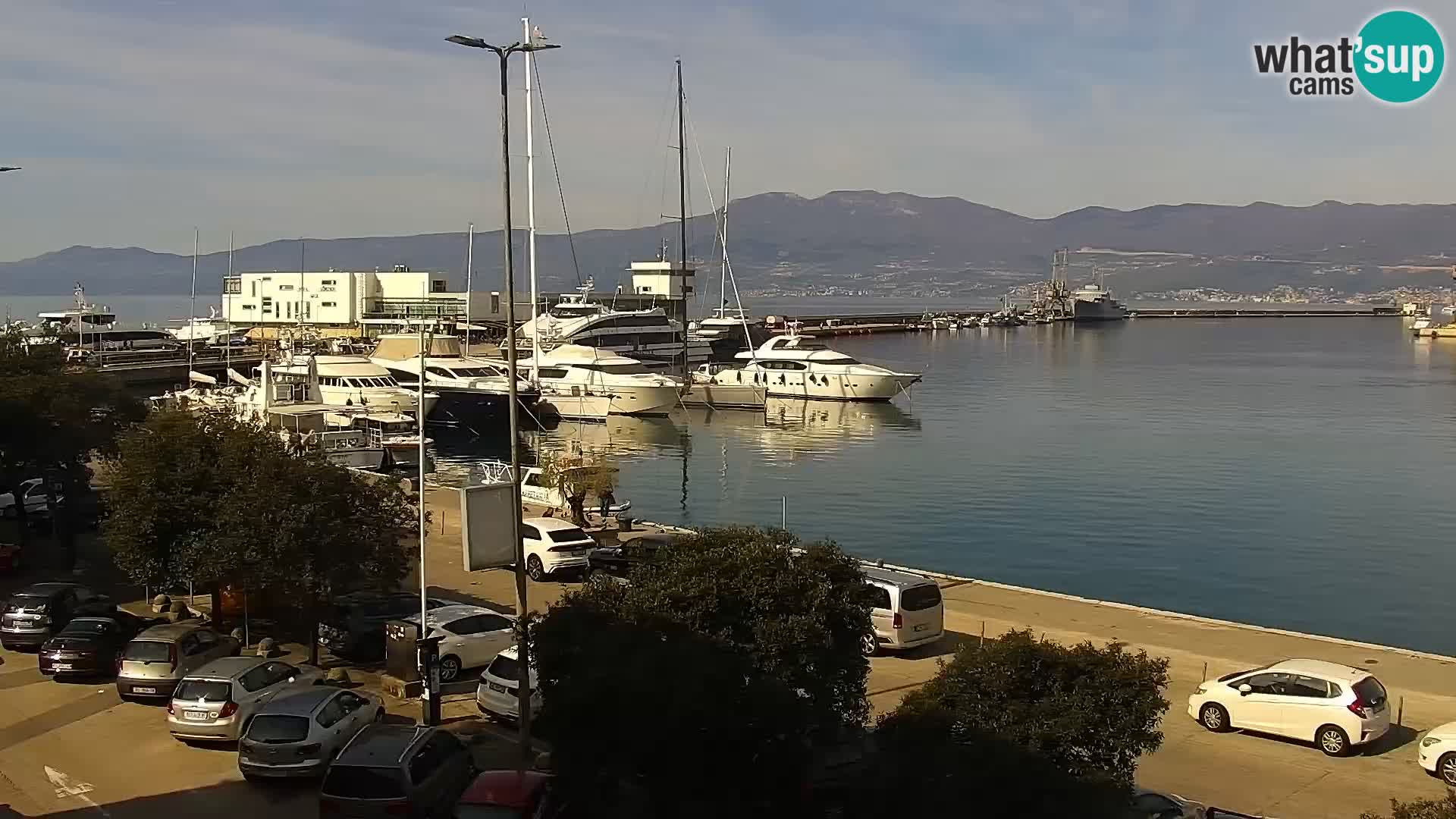 Riva i Marina u Rijeci – Web kamera uživo u Hrvatskoj