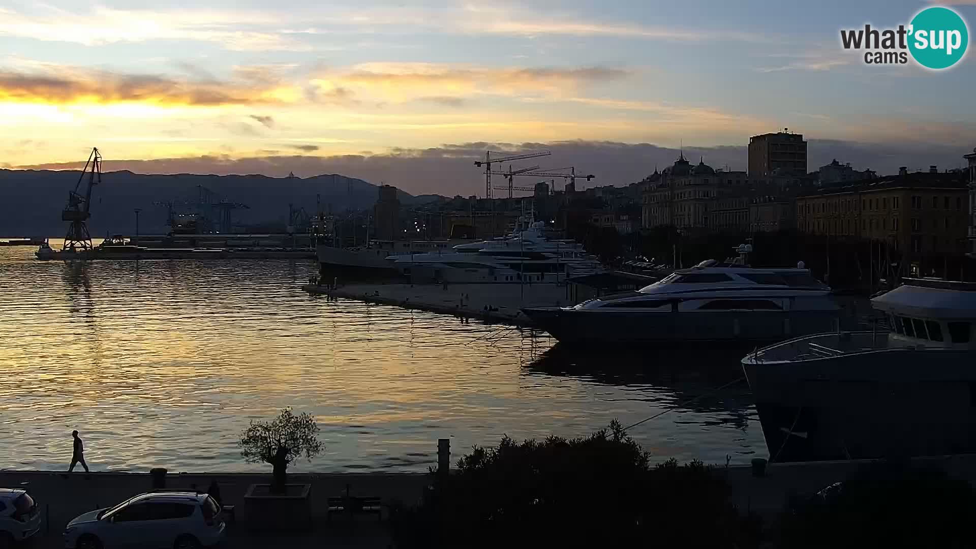 La Riva et Marina à Rijeka – Live Webcam Croatie