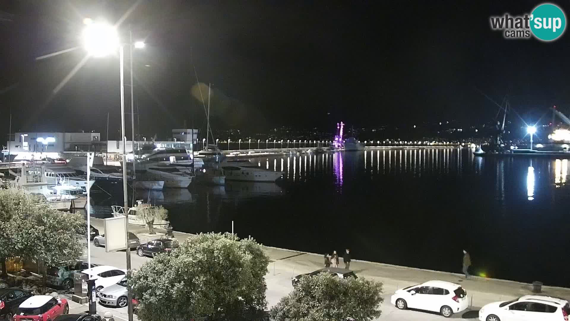 Riva in Marina v Reki – Spletna kamera v živo Hrvaška