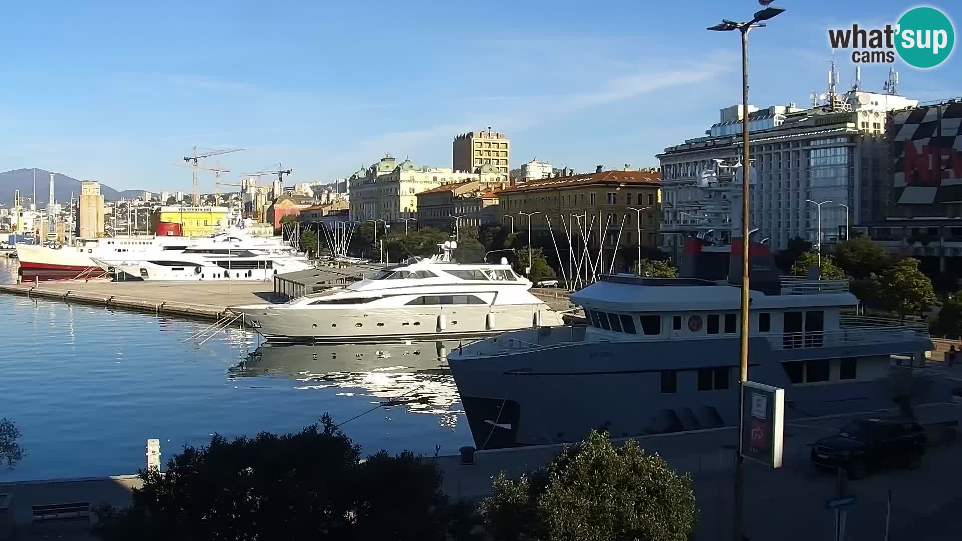 La Riva et Marina à Rijeka – Live Webcam Croatie