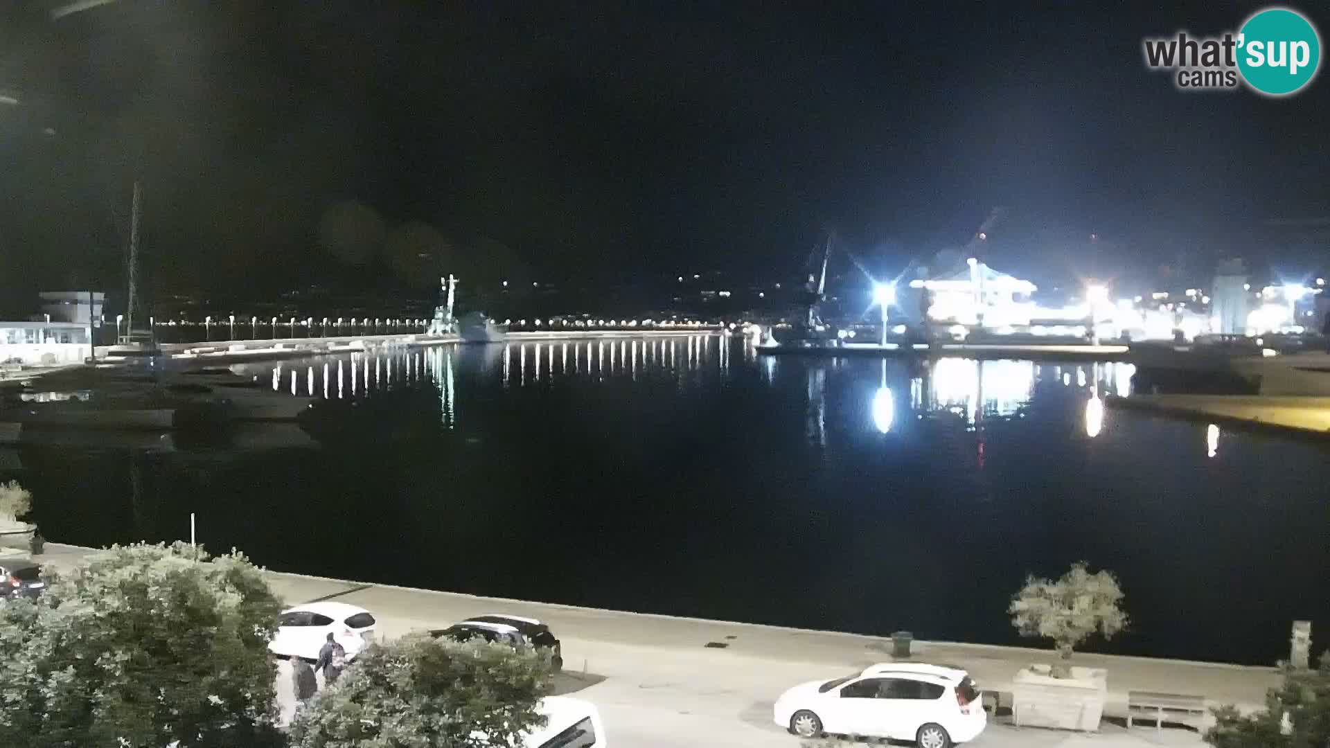 Riva in Marina v Reki – Spletna kamera v živo Hrvaška