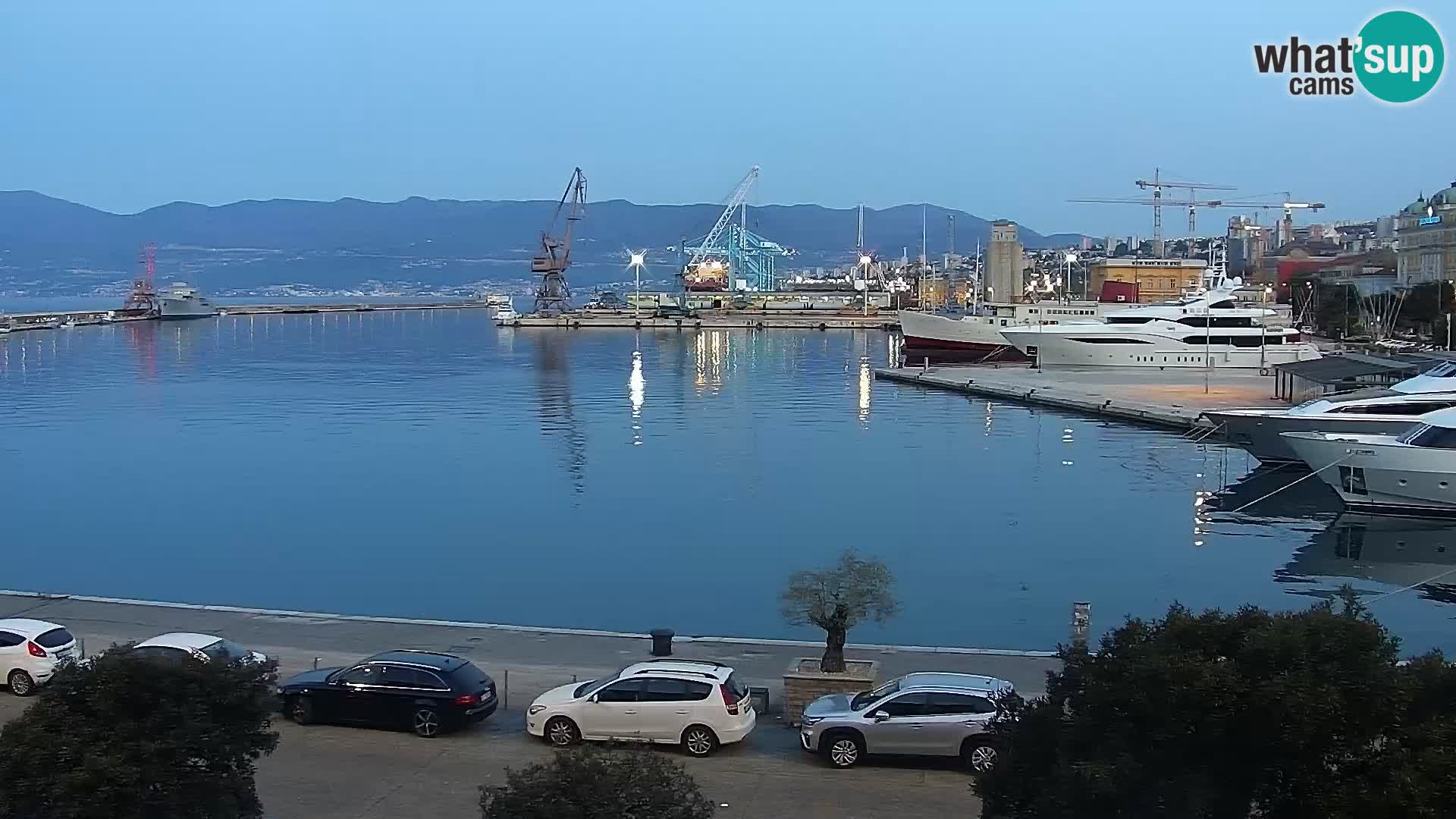 La Riva et Marina à Rijeka – Live Webcam Croatie