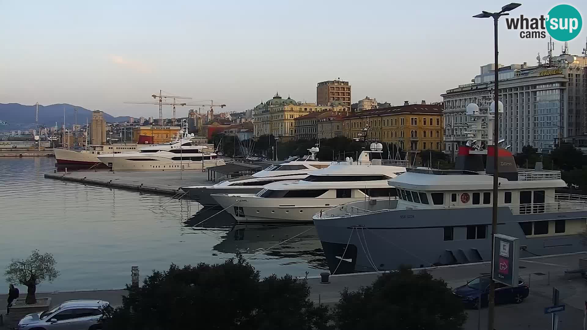 La Riva e la Marina a Rijeka (Fiume) – Live Webcam Croazia