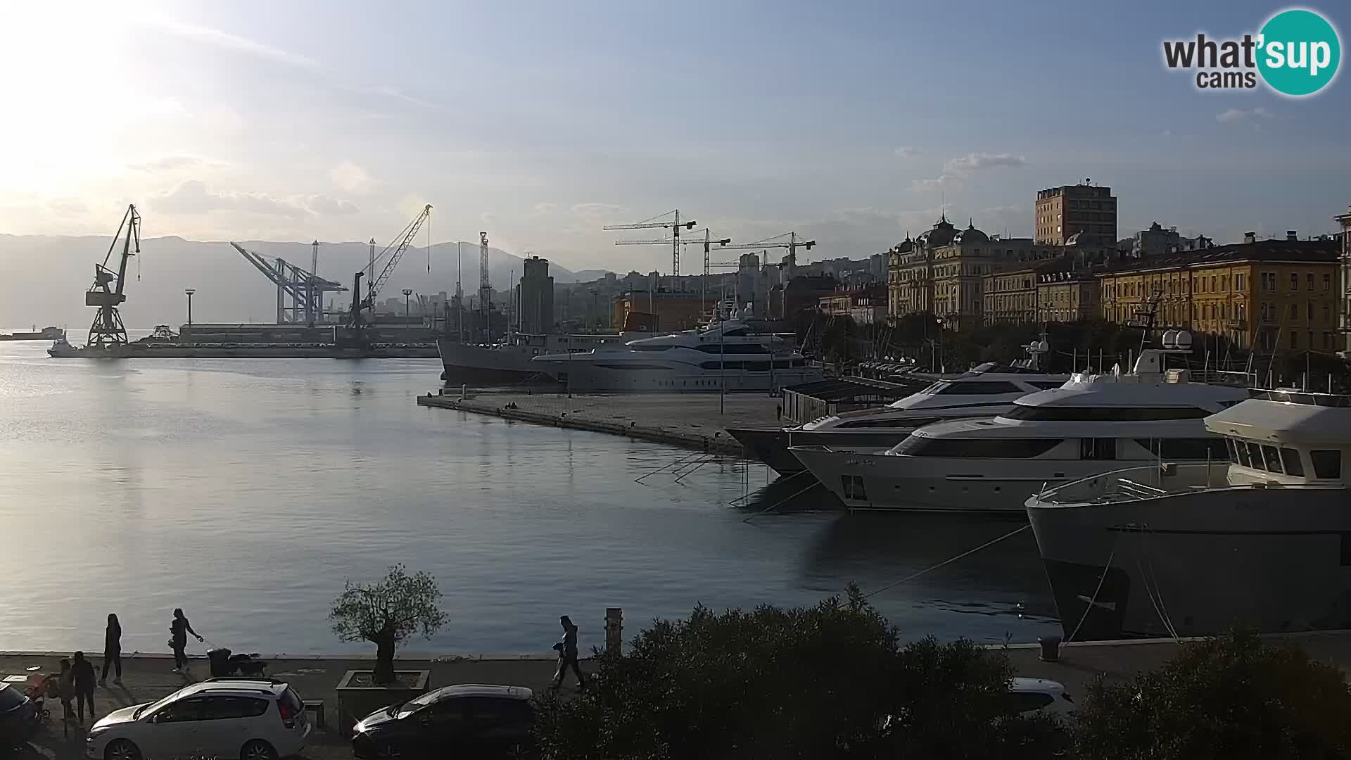 La Riva y Marina en Rijeka – Webcam en vivo Croacia