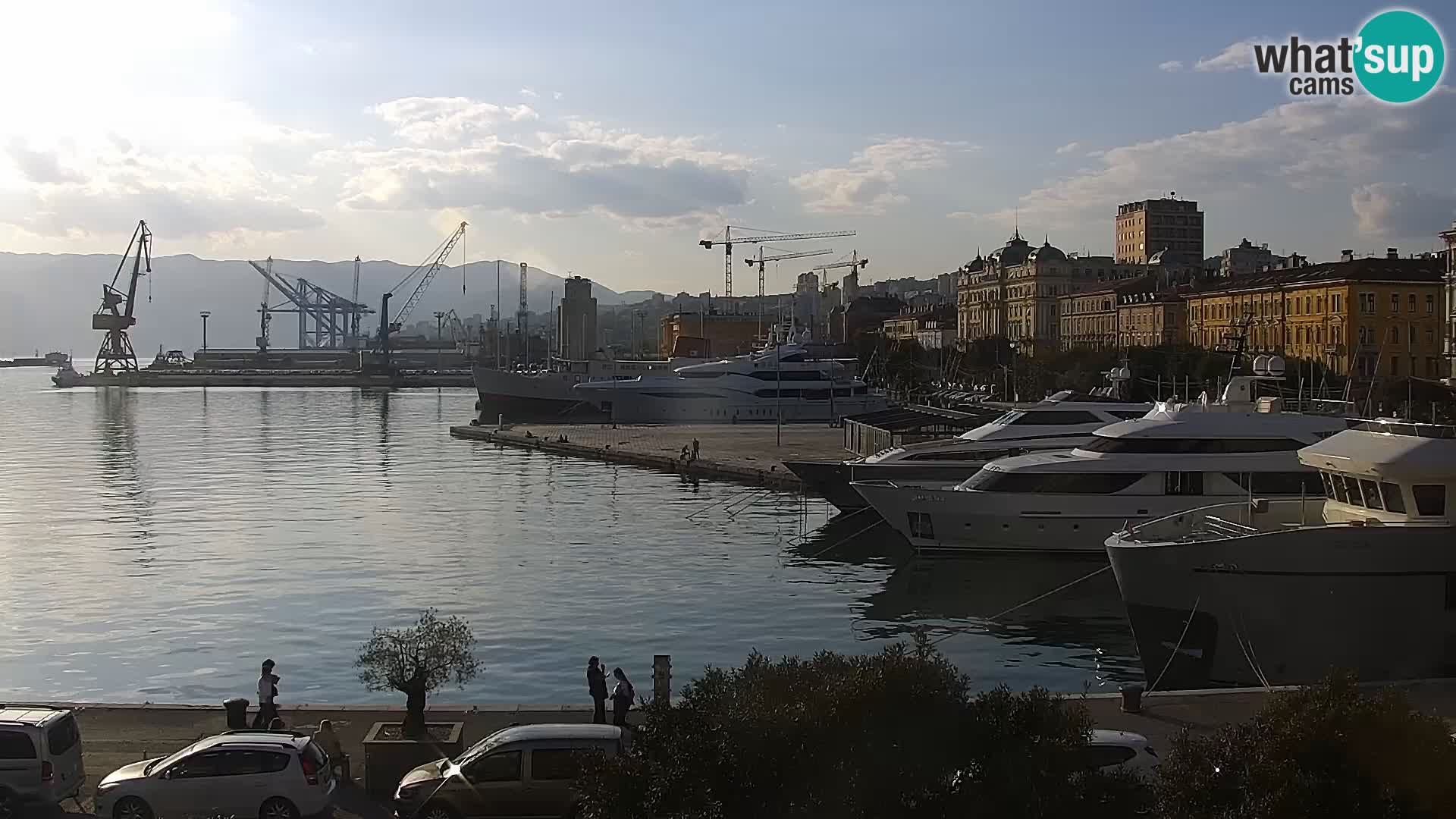 La Riva y Marina en Rijeka – Webcam en vivo Croacia