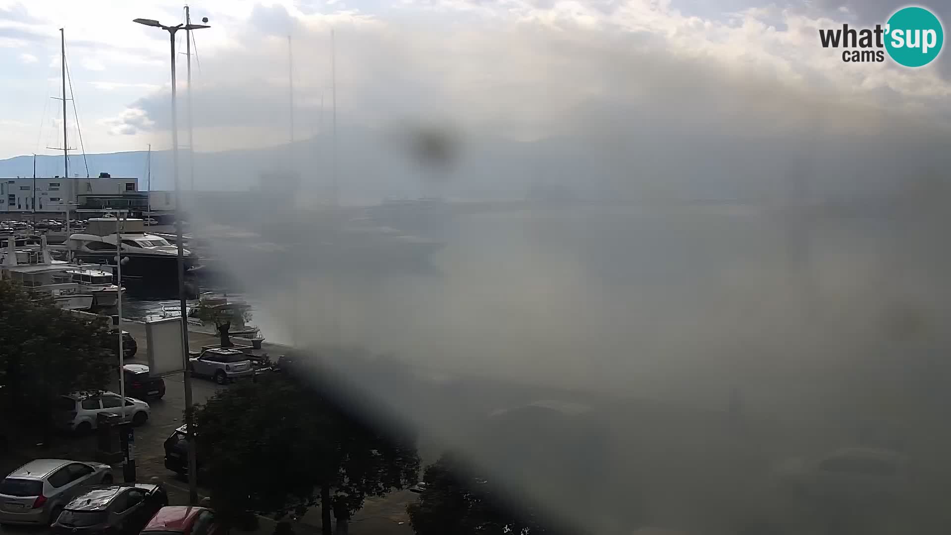 Riva in Marina v Reki – Spletna kamera v živo Hrvaška