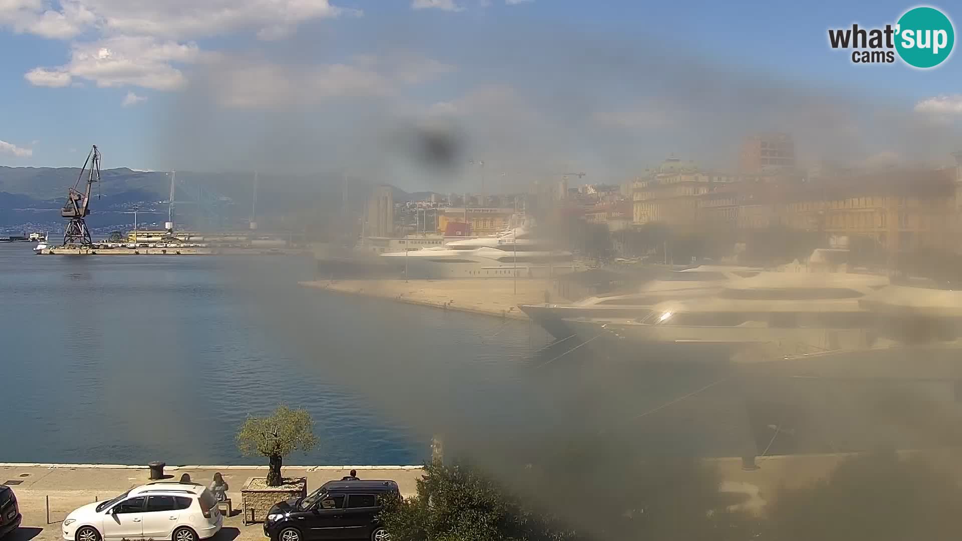 Riva in Marina v Reki – Spletna kamera v živo Hrvaška