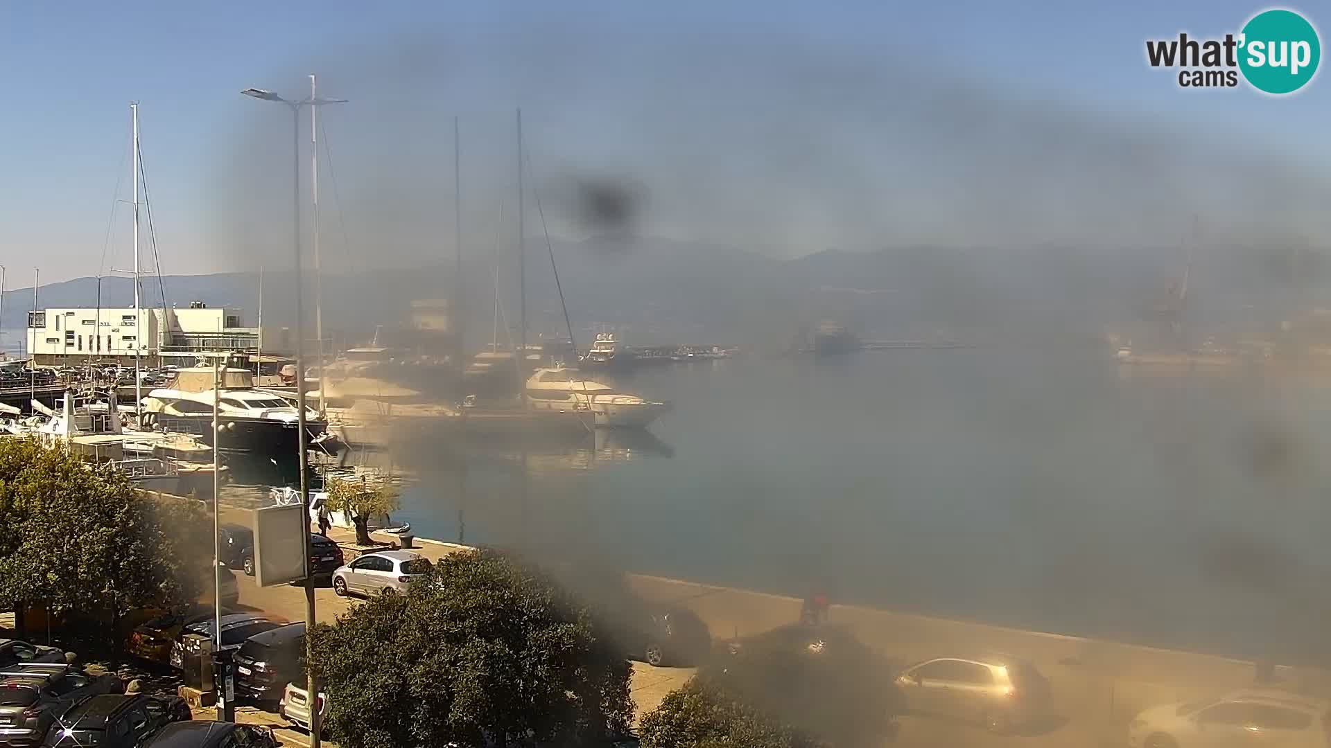 Riva in Marina v Reki – Spletna kamera v živo Hrvaška