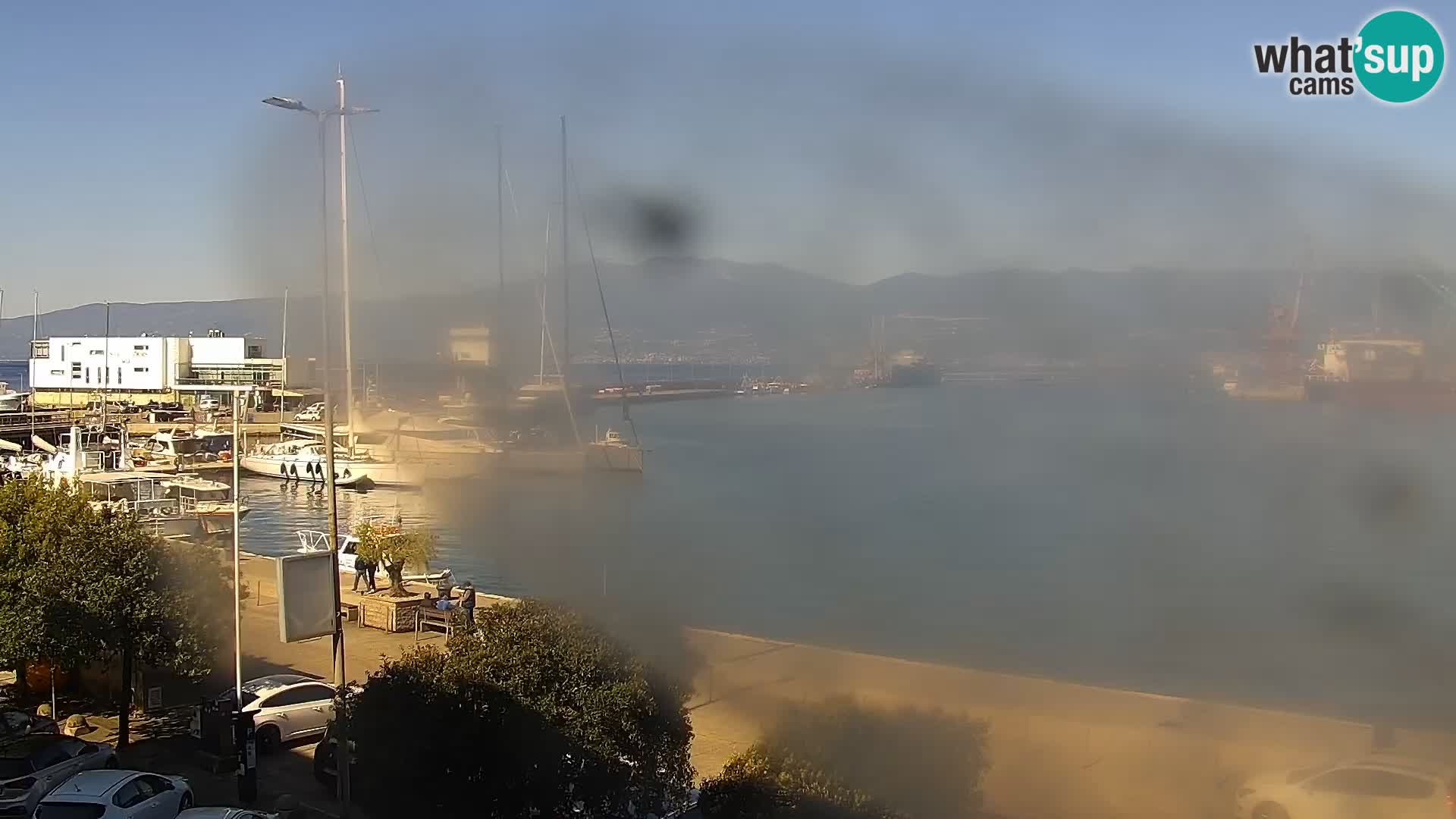 Riva in Marina v Reki – Spletna kamera v živo Hrvaška