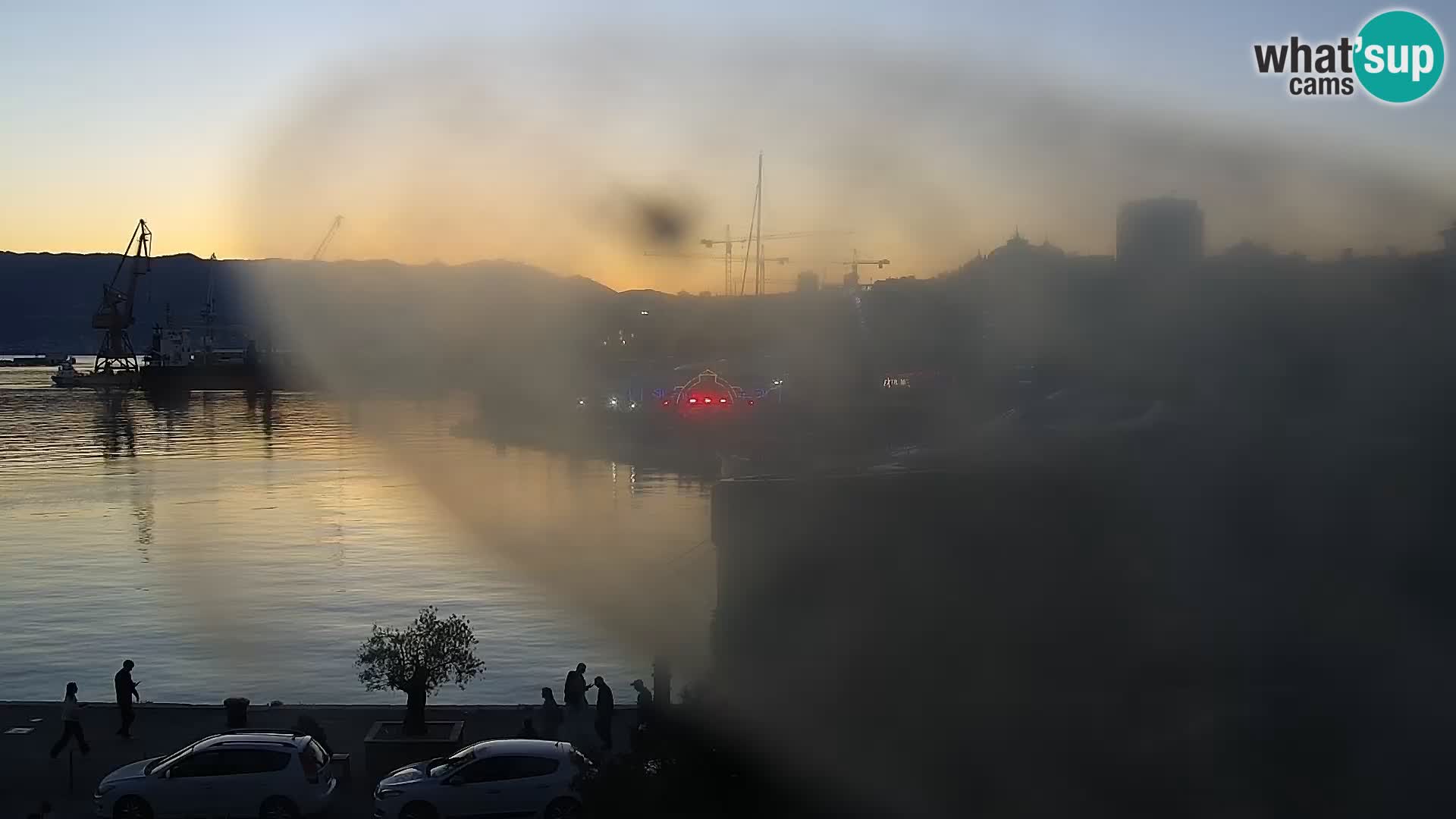 Riva i Marina u Rijeci – Web kamera uživo u Hrvatskoj