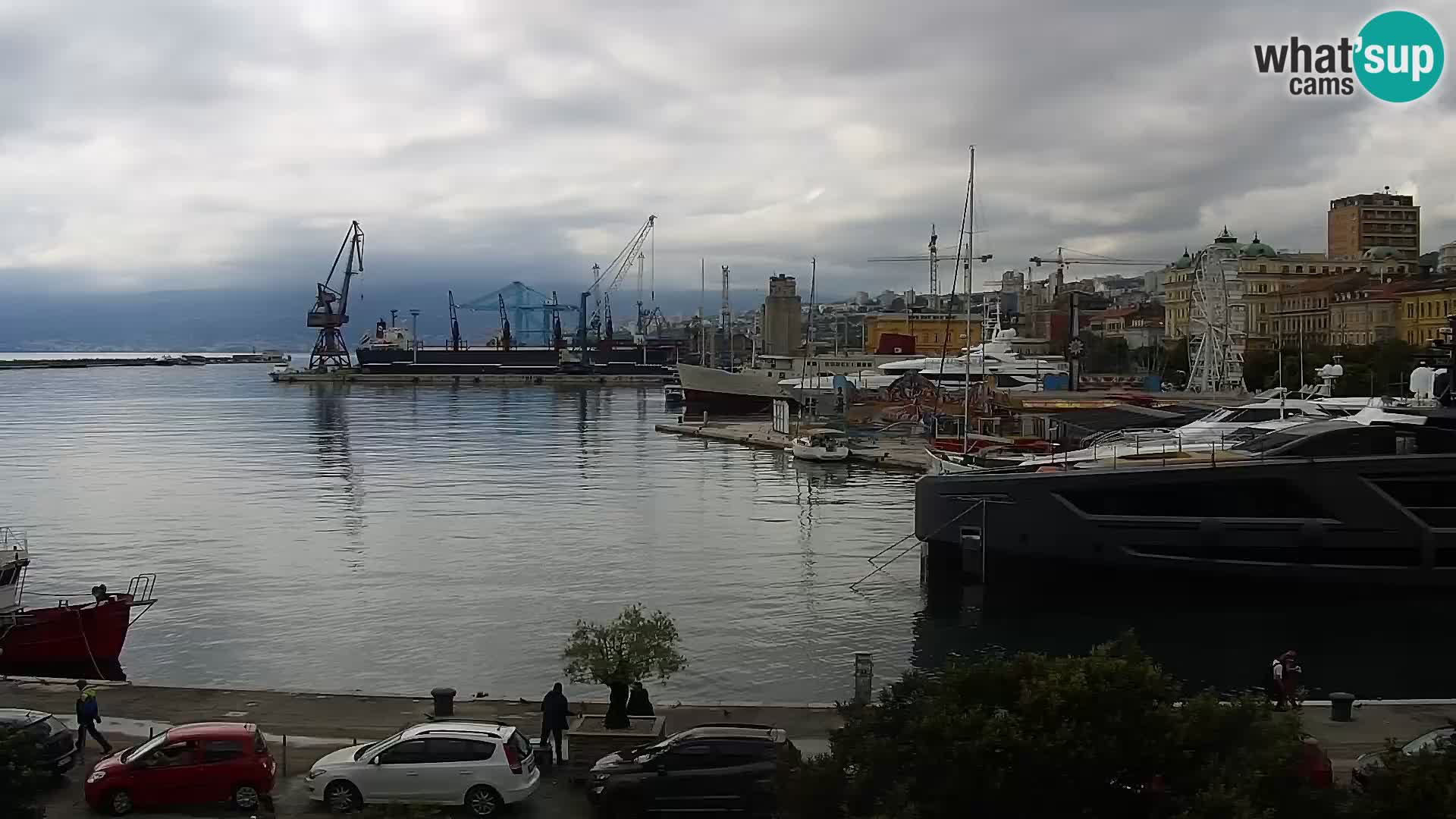 La Riva y Marina en Rijeka – Webcam en vivo Croacia