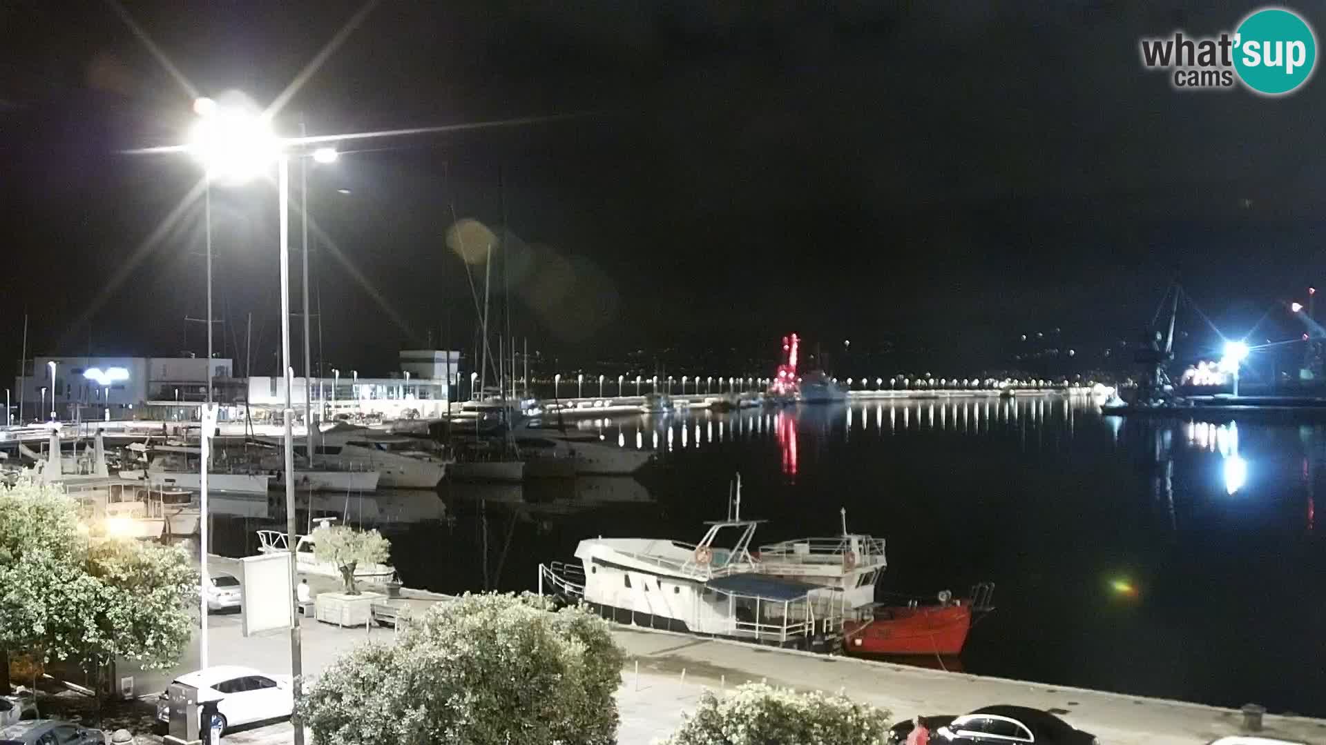 Riva in Marina v Reki – Spletna kamera v živo Hrvaška
