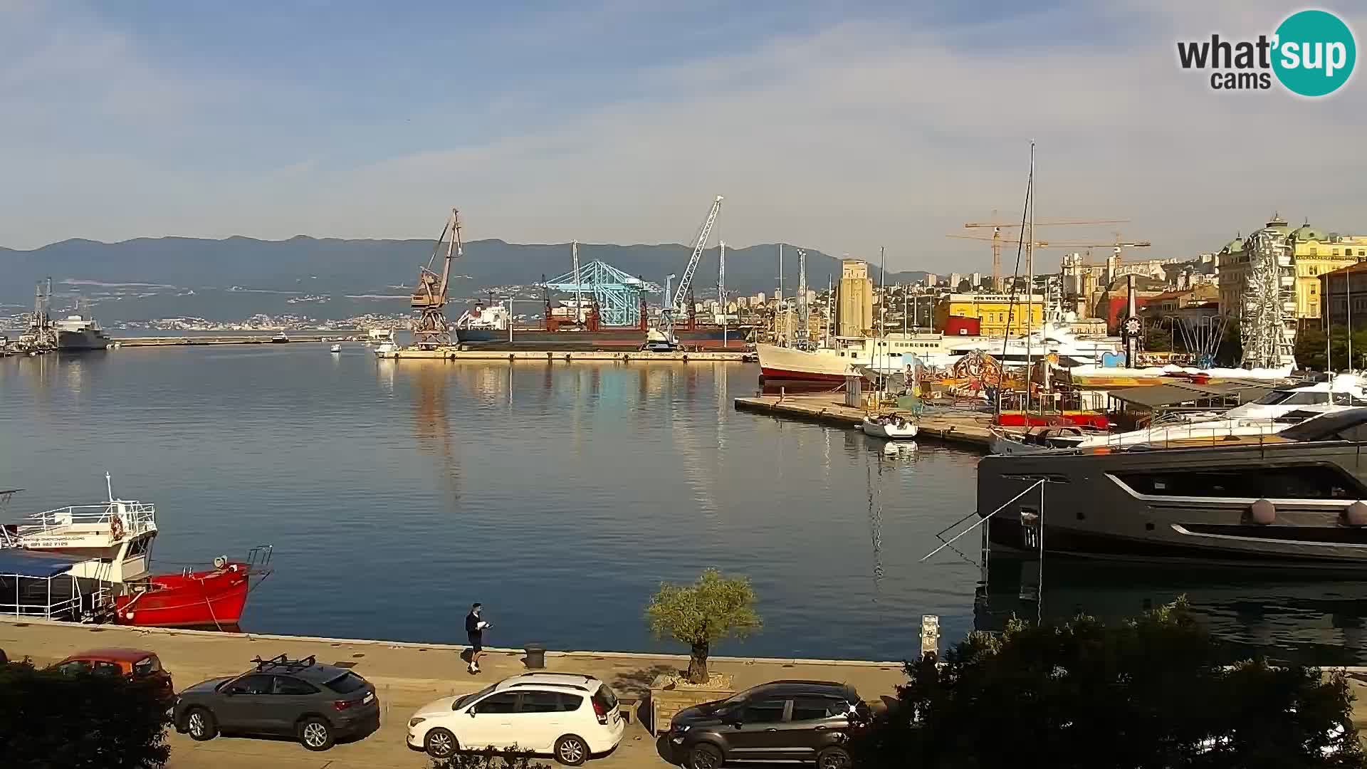 Riva i Marina u Rijeci – Web kamera uživo u Hrvatskoj