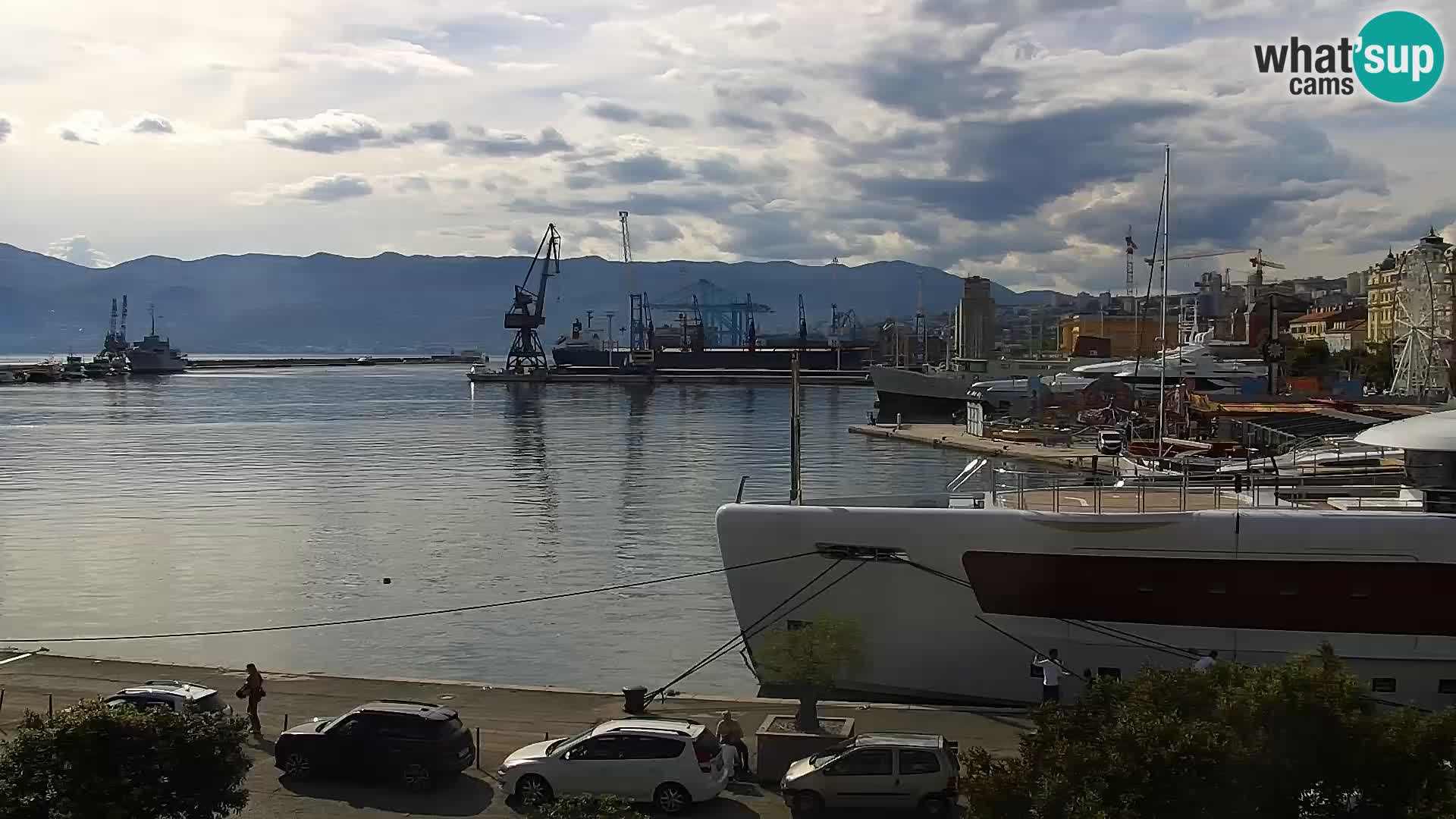 La Riva y Marina en Rijeka – Webcam en vivo Croacia