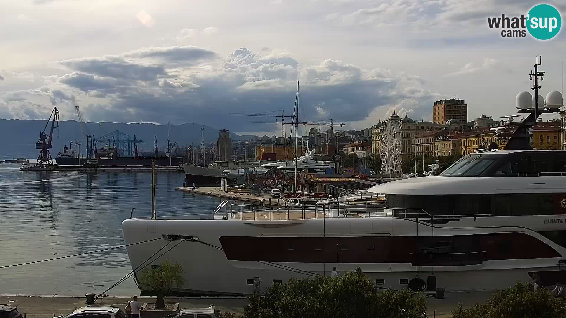 La Riva y Marina en Rijeka – Webcam en vivo Croacia