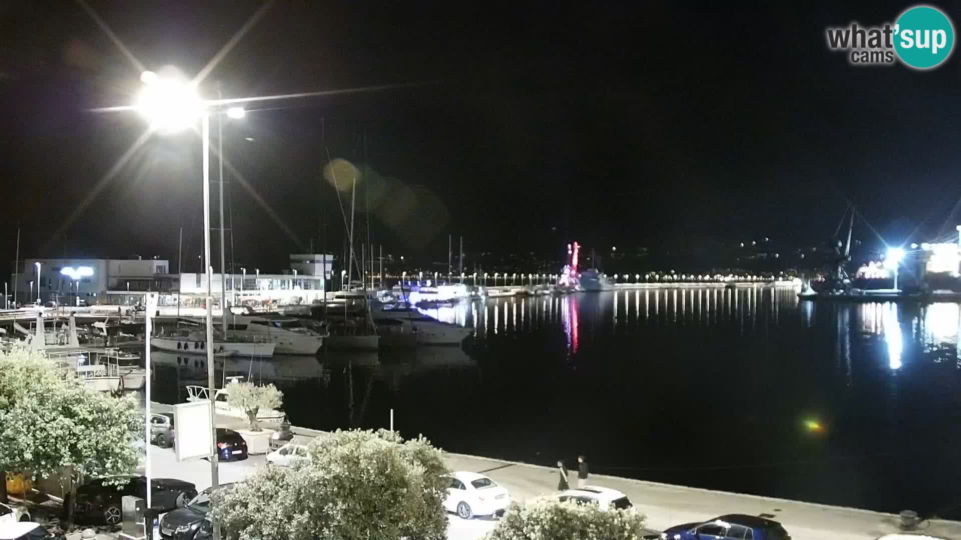Riva in Marina v Reki – Spletna kamera v živo Hrvaška