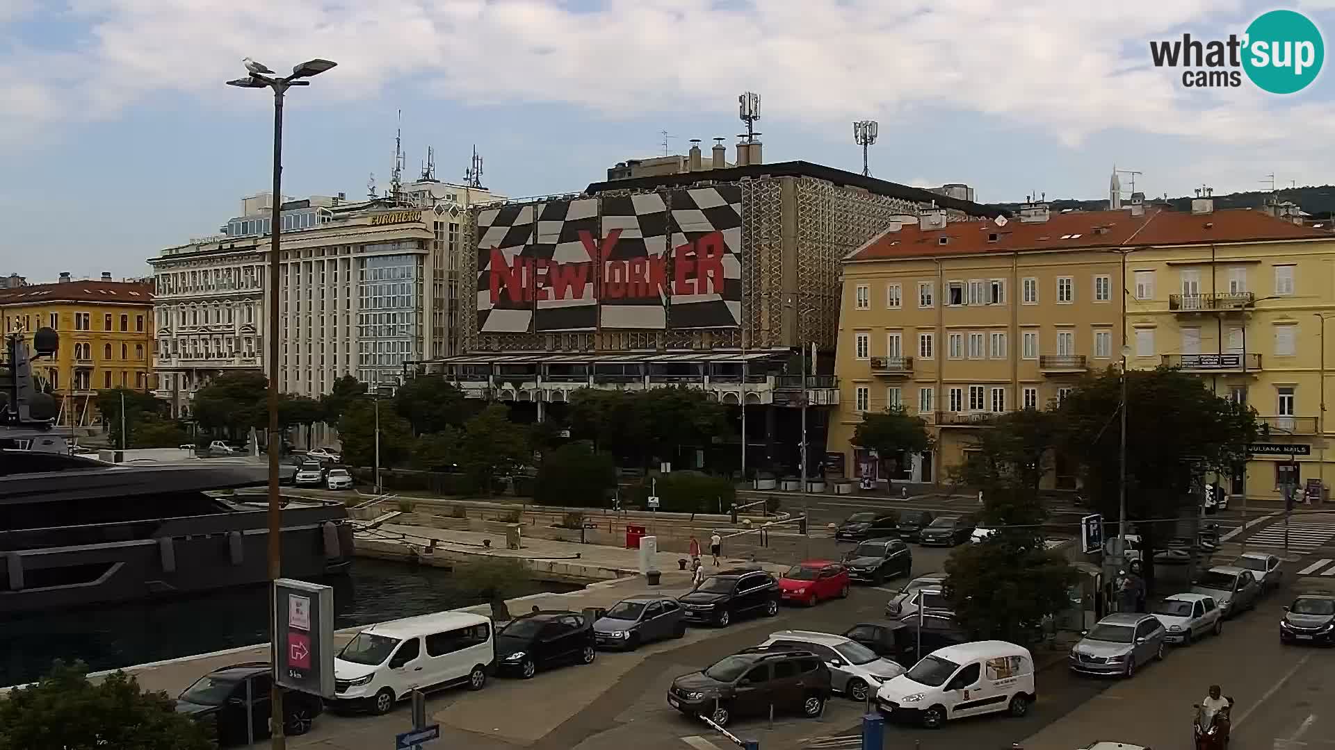 Riva i Marina u Rijeci – Web kamera uživo u Hrvatskoj
