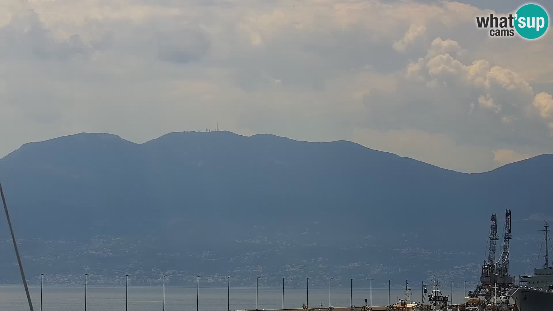 Riva in Marina v Reki – Spletna kamera v živo Hrvaška