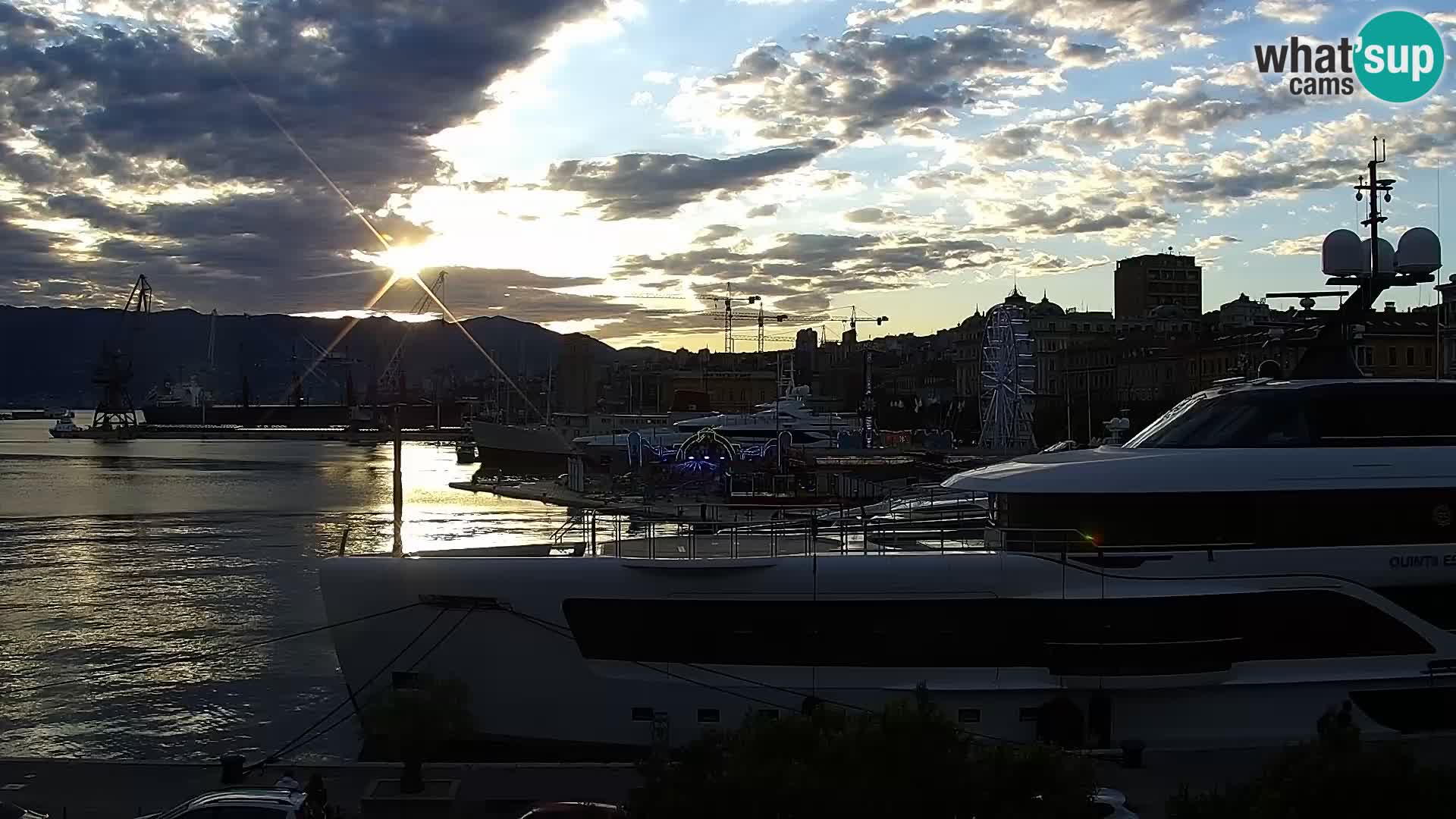 La Riva e la Marina a Rijeka (Fiume) – Live Webcam Croazia